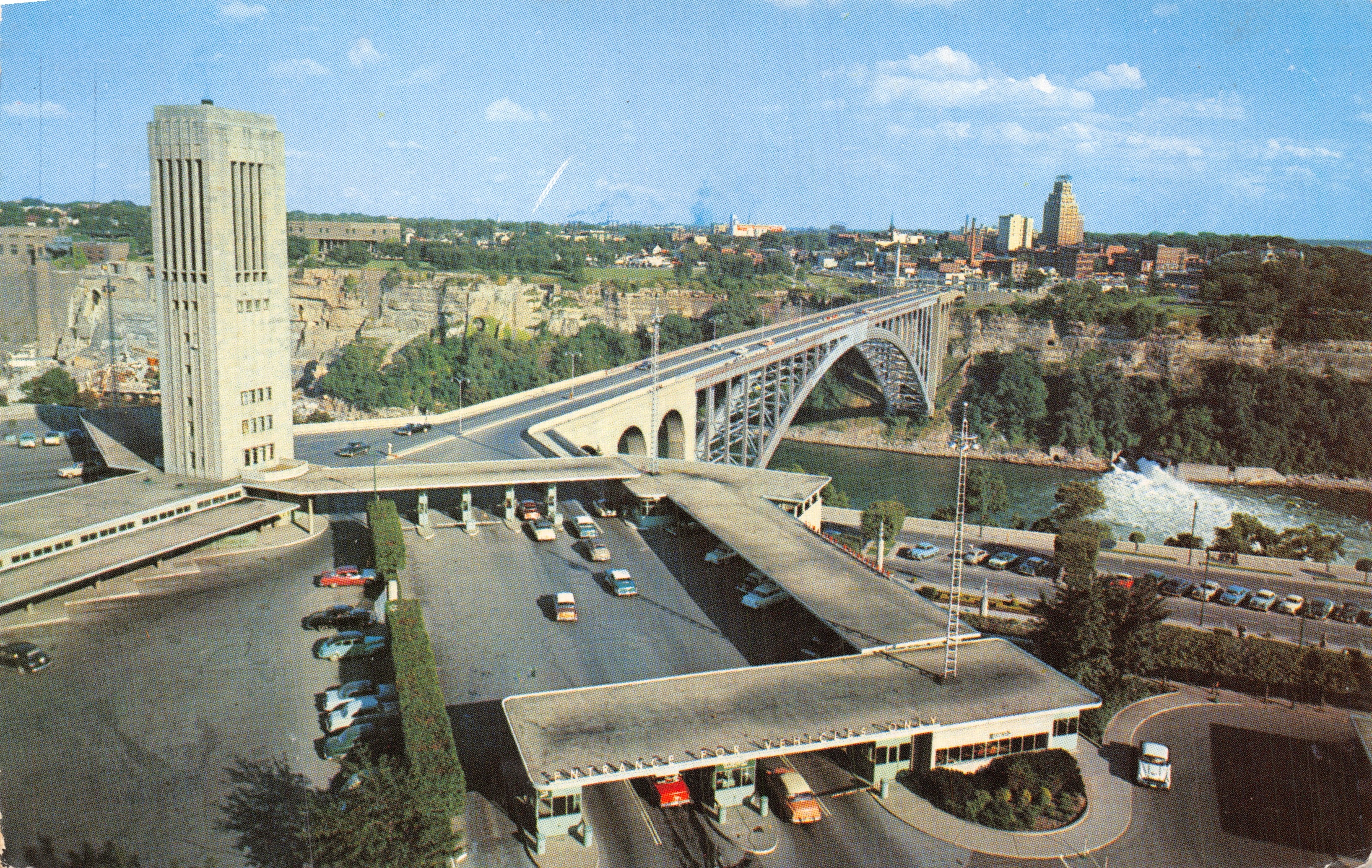 Carillon Tower at Rainbow Bridge — Niagara Falls, Canada — Printed in U.S.A. MS-18