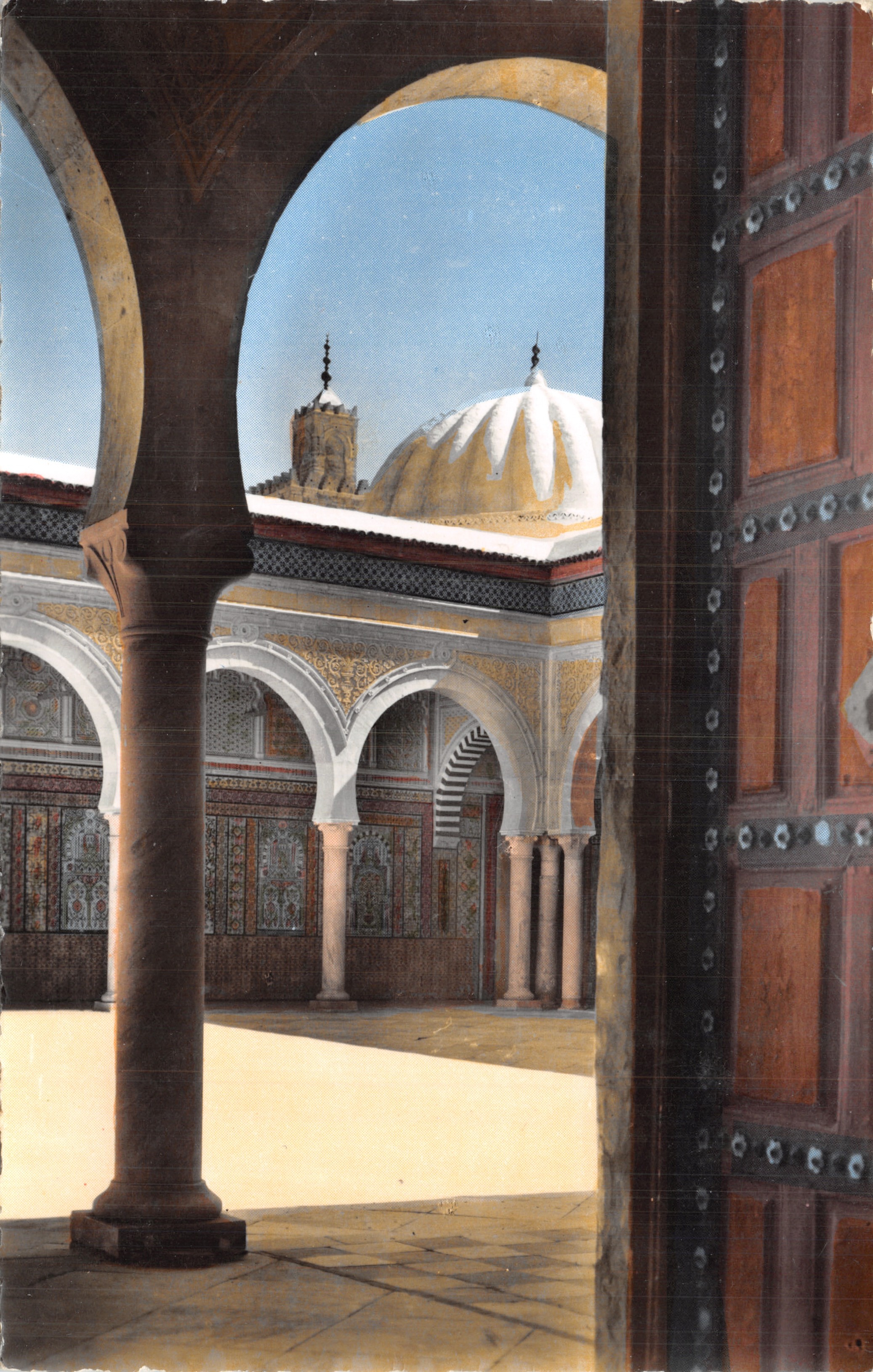 Kairouan — Porte d'entrée de la Mosquée du Barbier — Éditeur : E. V. L. - N° 179