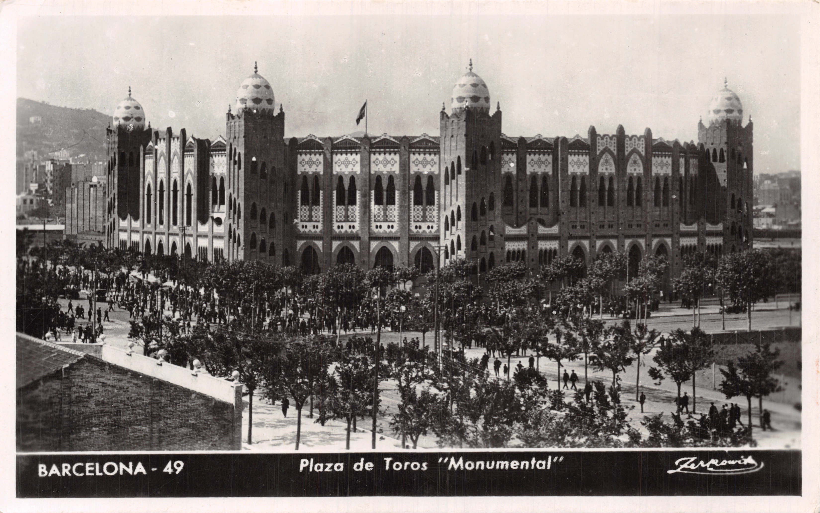 Barcelone - 49 — Plaza de Toros "Monumental" — éditeur Zarrowit