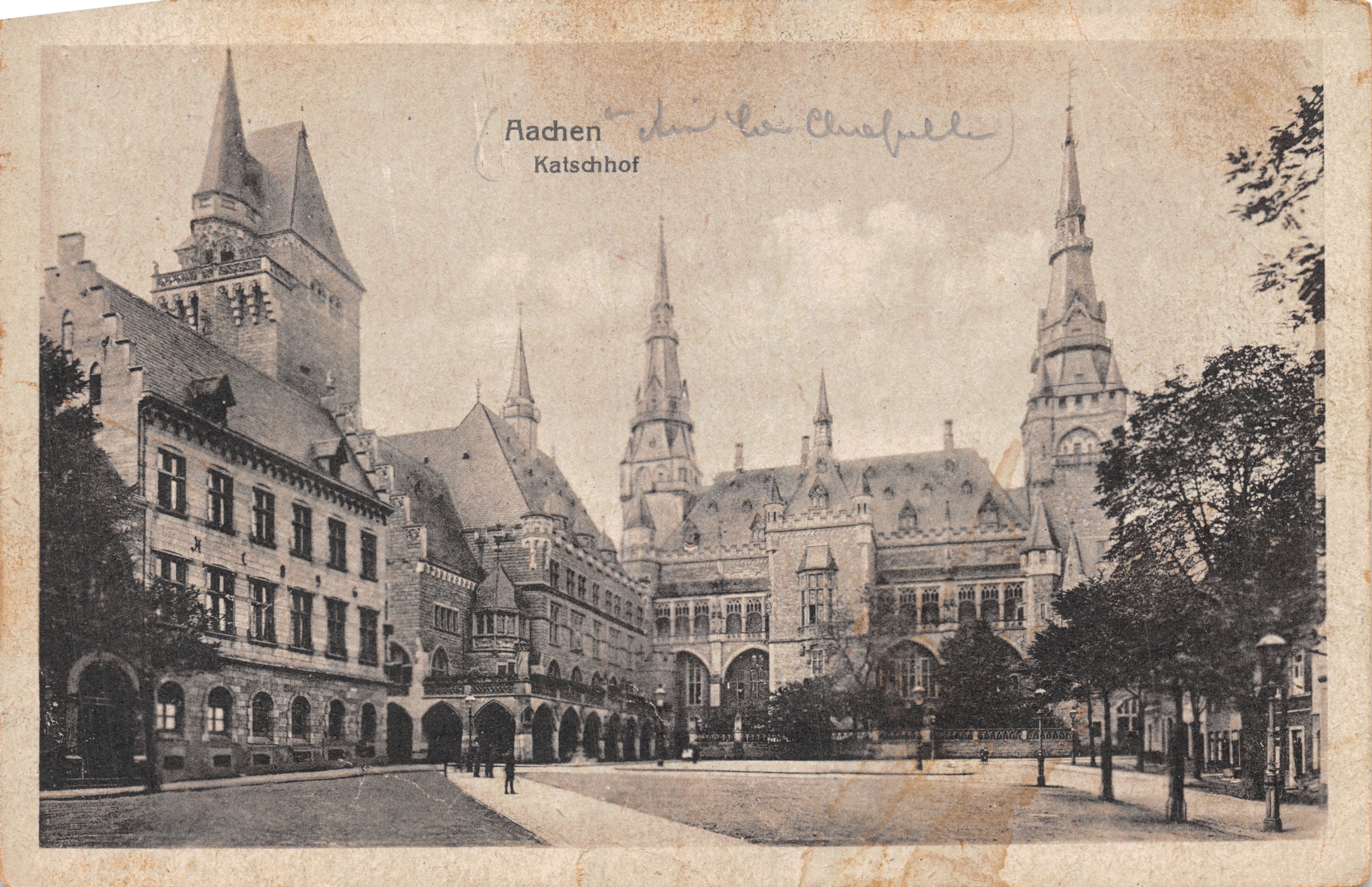 Aachen — Katschhof avec édifice gothique — éditeur non visible