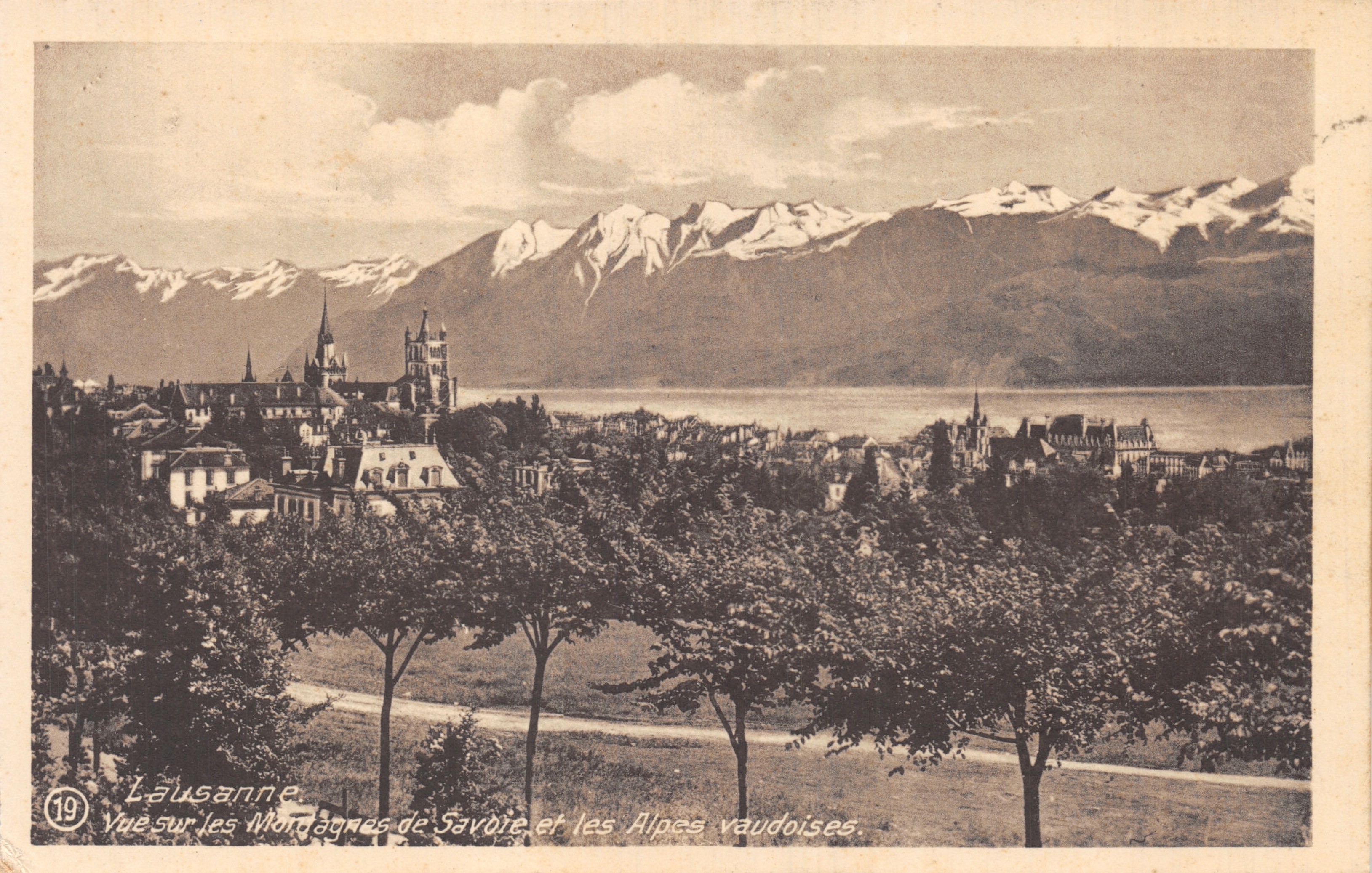 Lausanne — Uitzicht op de bergen van Savoie en de Waalse Alpen — Editie Franco-Phot, C. 4, Berne