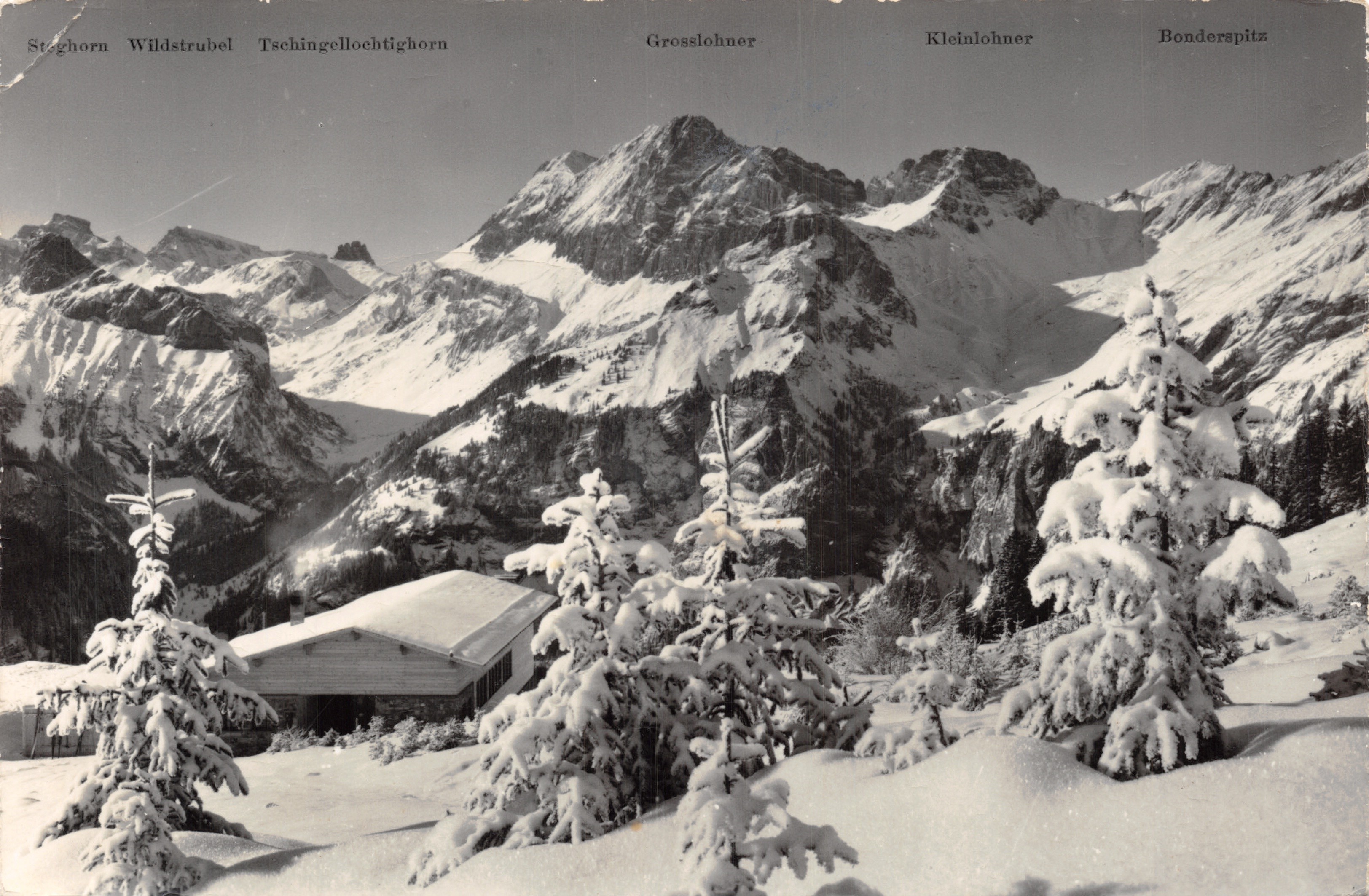 Vue des montagnes enneigées — Steghorn, Wildstrubel, Tschingellochtighorn, Grosslohner, Kleinlohner, Bonderspitz — éditeur Photo-Verlag Gyger, Adelboden