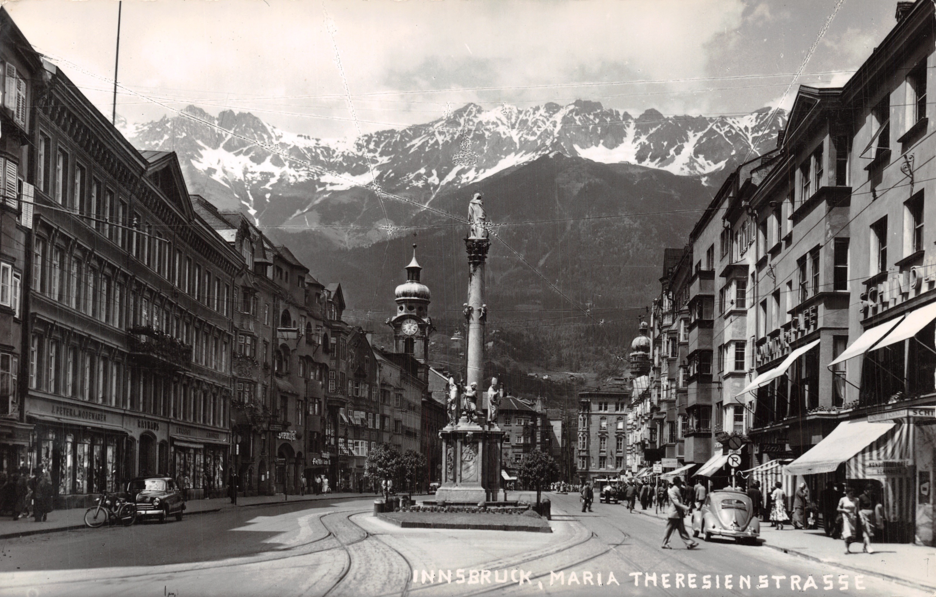Innsbruck, Maria Theresienstraße — vue de la place avec le monument de la Vierge et les Alpes en arrière-plan — éditeur Echte Photographie, n° 76209