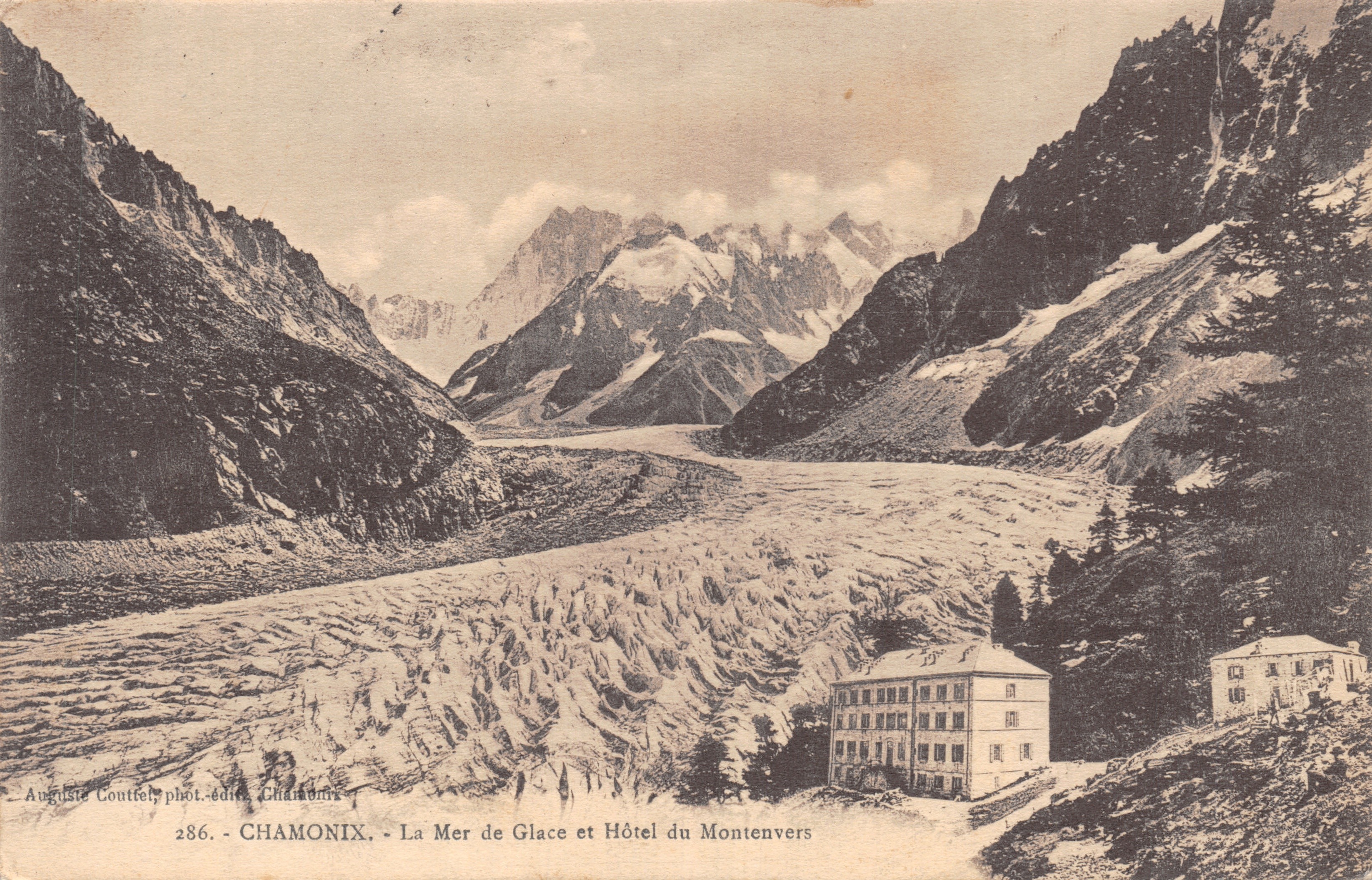 Chamonix — De Mer de Glace en Hotel du Montenvers — Auguste Couttfely fot. uitg. Chamonix n°286