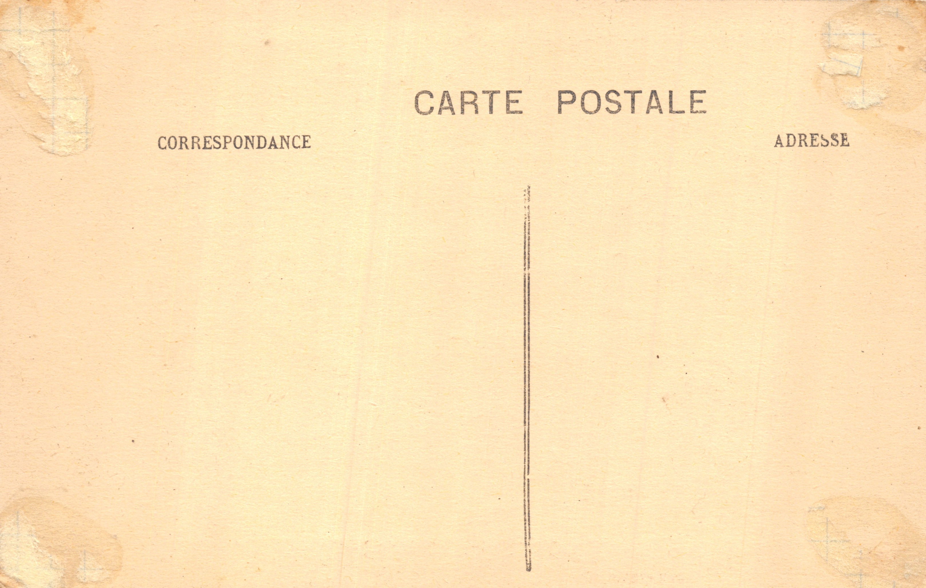 Ruines de l'Abbaye de Tintern — couloir gothique avec arcs et lierre — éditeur non identifié — Back