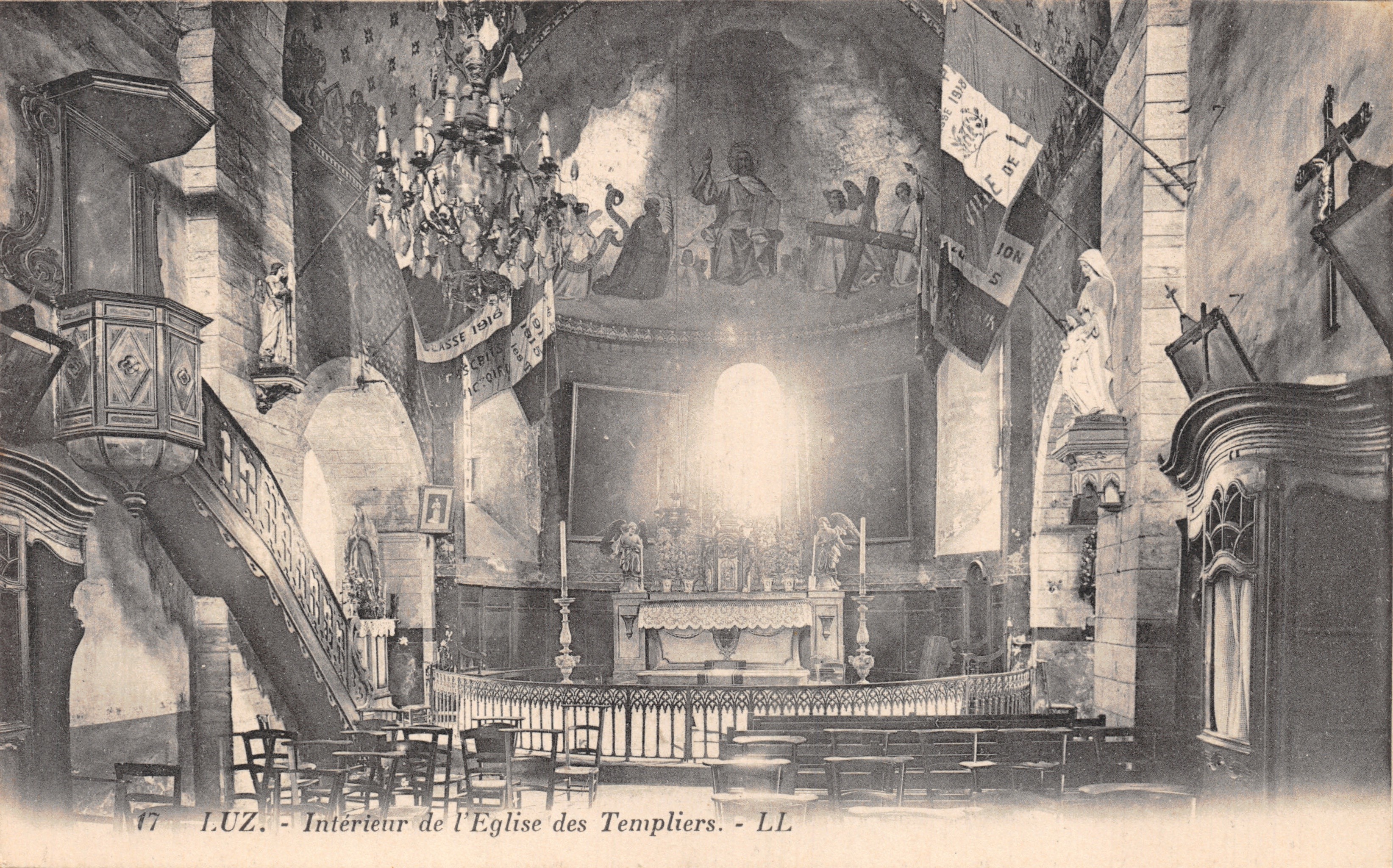Luz — Intérieur de l'Église des Templiers — LL