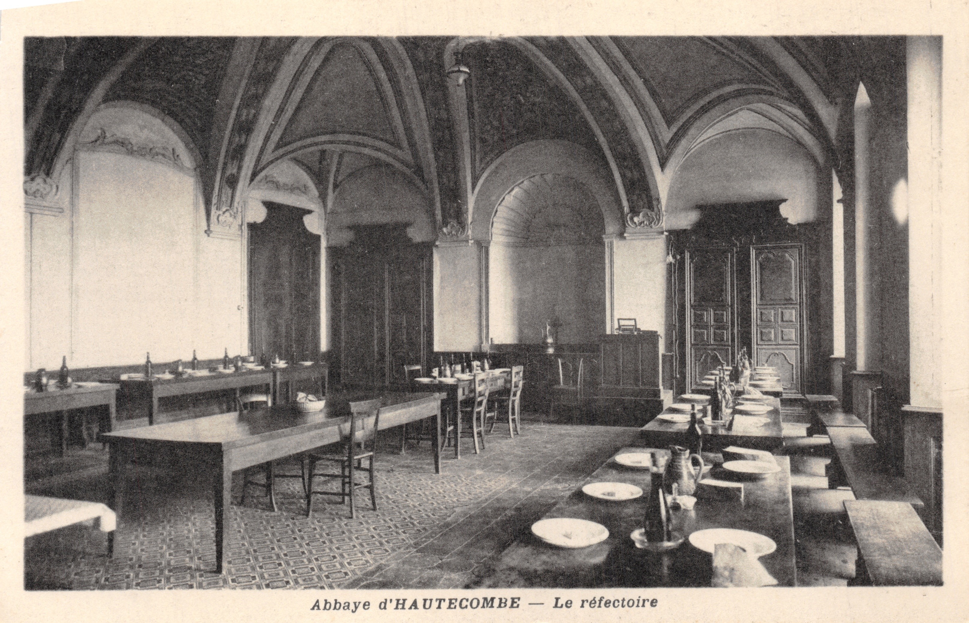 Abadía de HAUTECOMBE — El refectorio — editor no visible