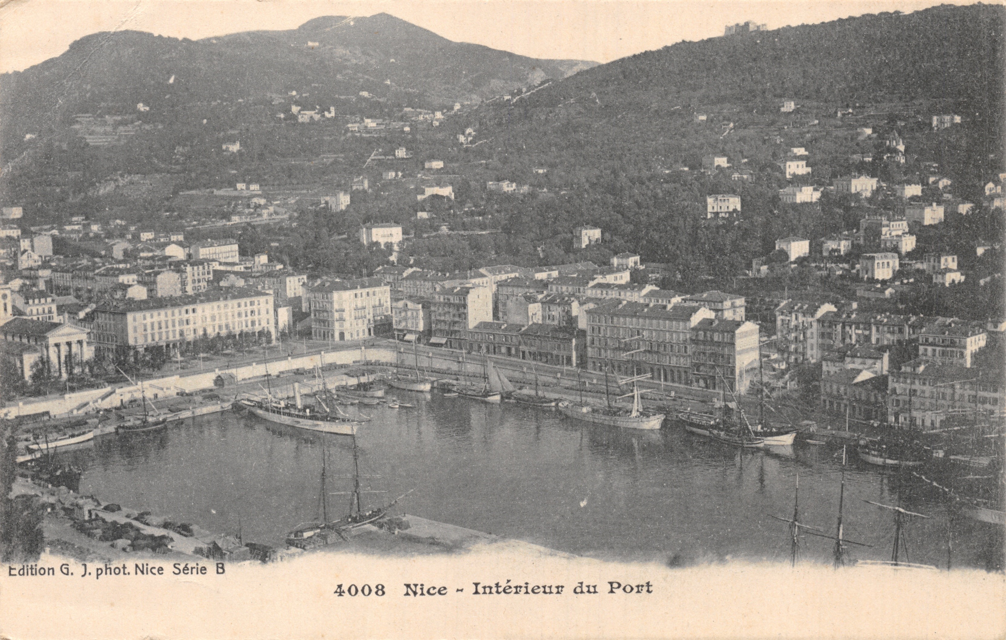Nice — Het binnenste van de Haven — Editie G. J. phot. Nice Serie B n°4008