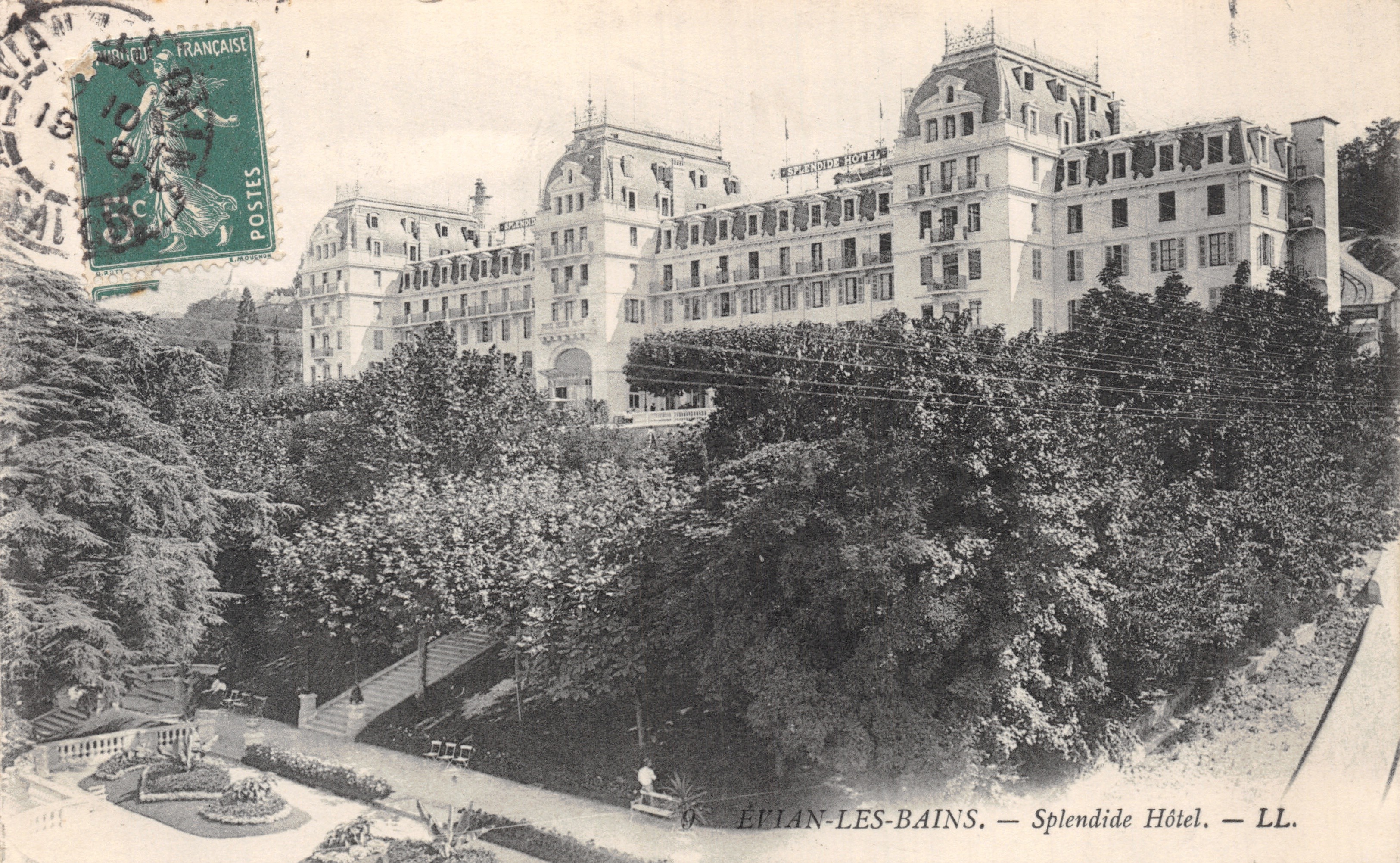 ÉVIAN-LES-BAINS — Splendide Hôtel — LL. Éditeur LL