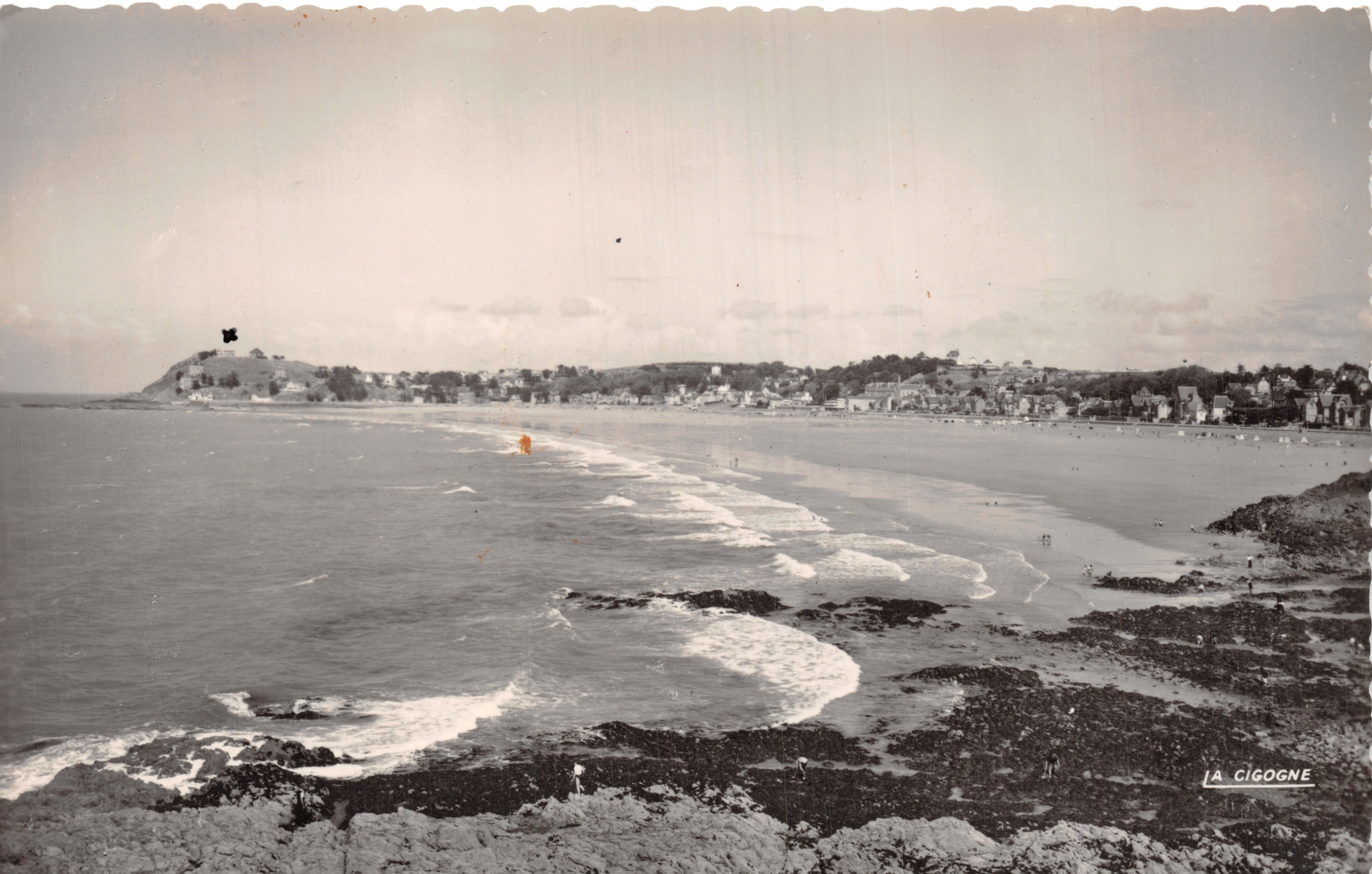 Plage aux Murs Blancs — vue générale — éditeur LA CIGOGNE