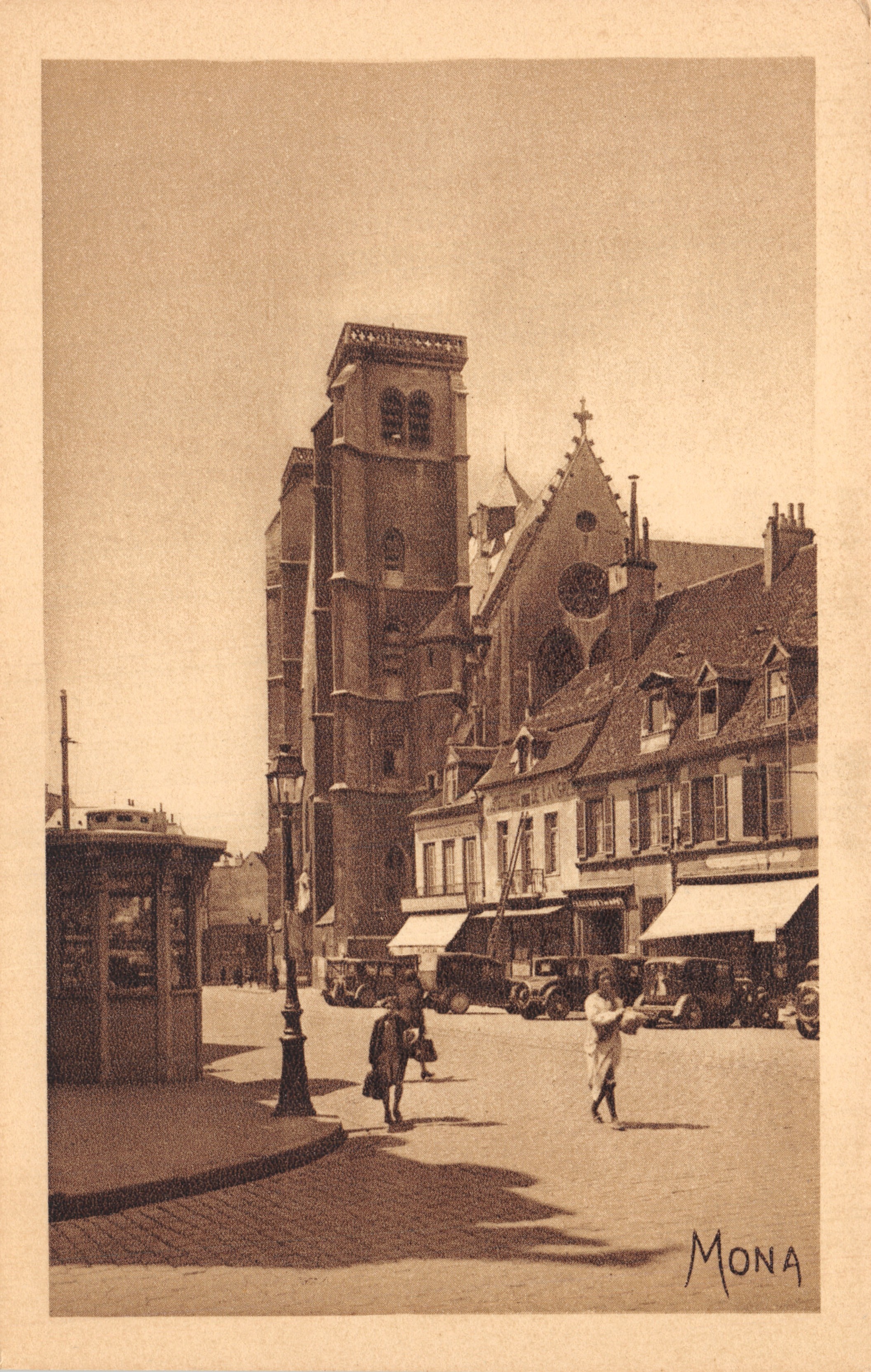 Place Bossuet — église Saint-Jean — éditeur MONA