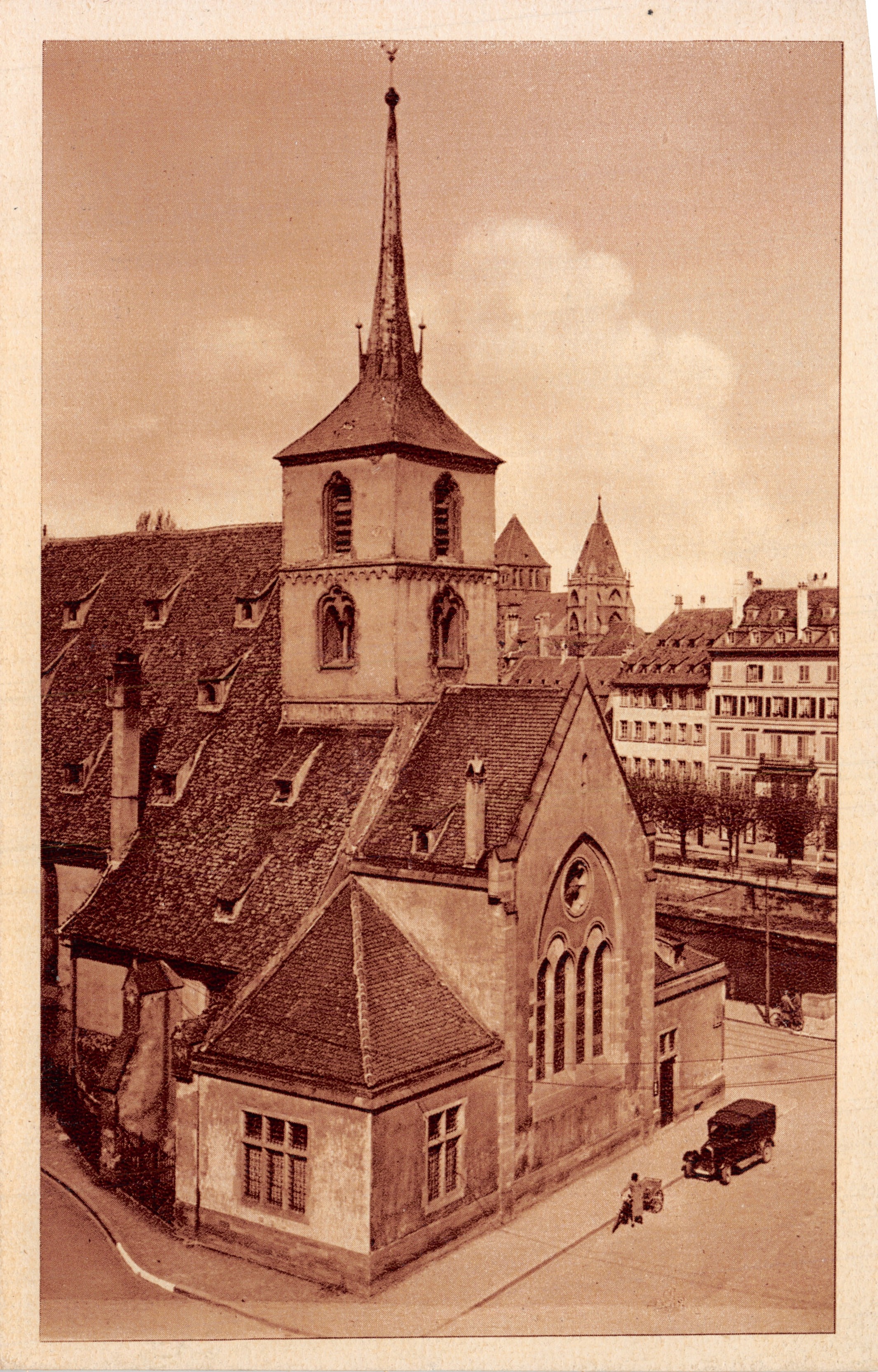 Église Saint-Nicolas de Strasbourg — vue d'ensemble avec clocher et toits en ardoise — éditeur Verlag Jul. Manias & Cie., Strasbourg