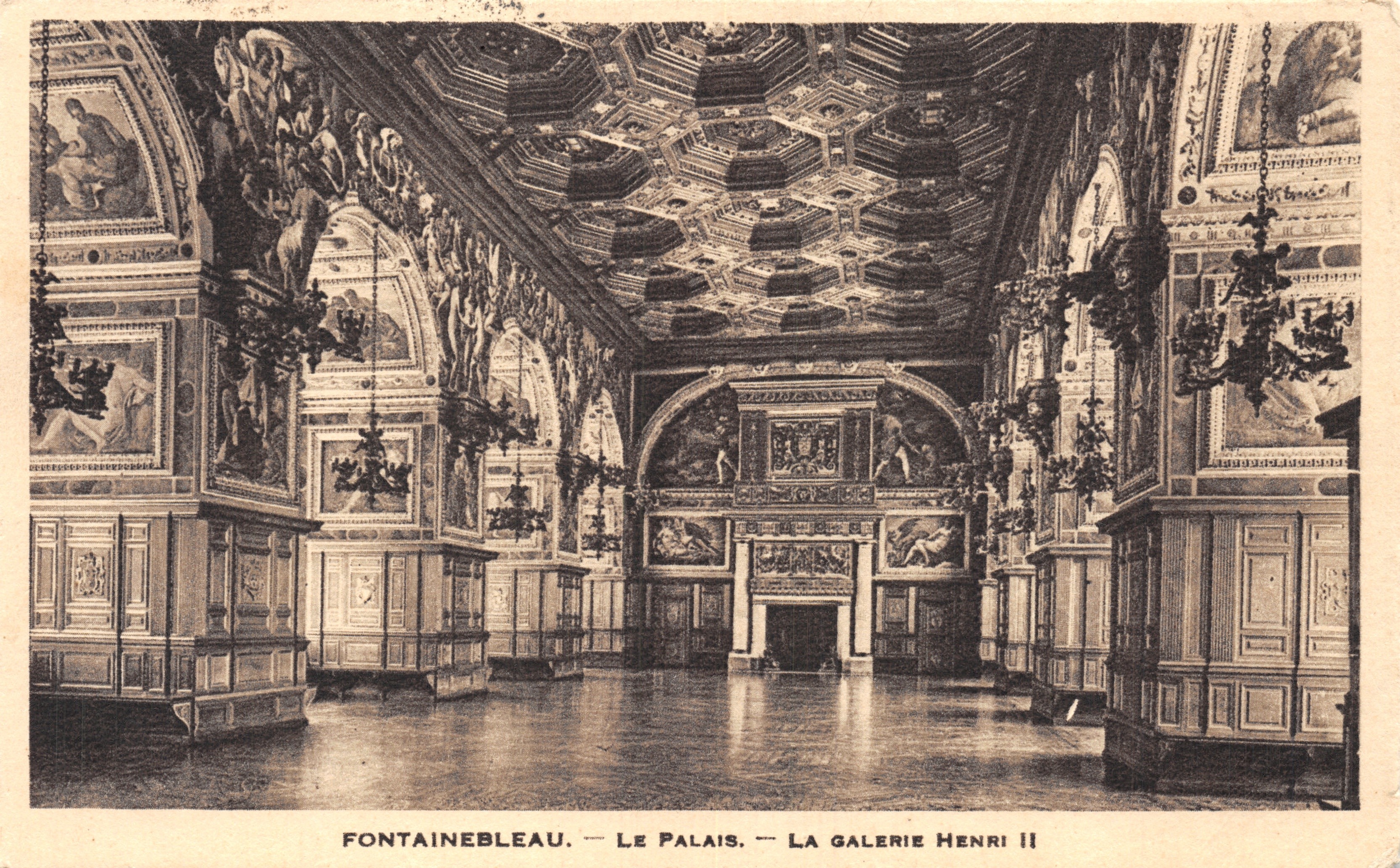 Fontainebleau — El Palacio — La Galería Henri II — Editor: C. L. B. (impreso en la tarjeta)