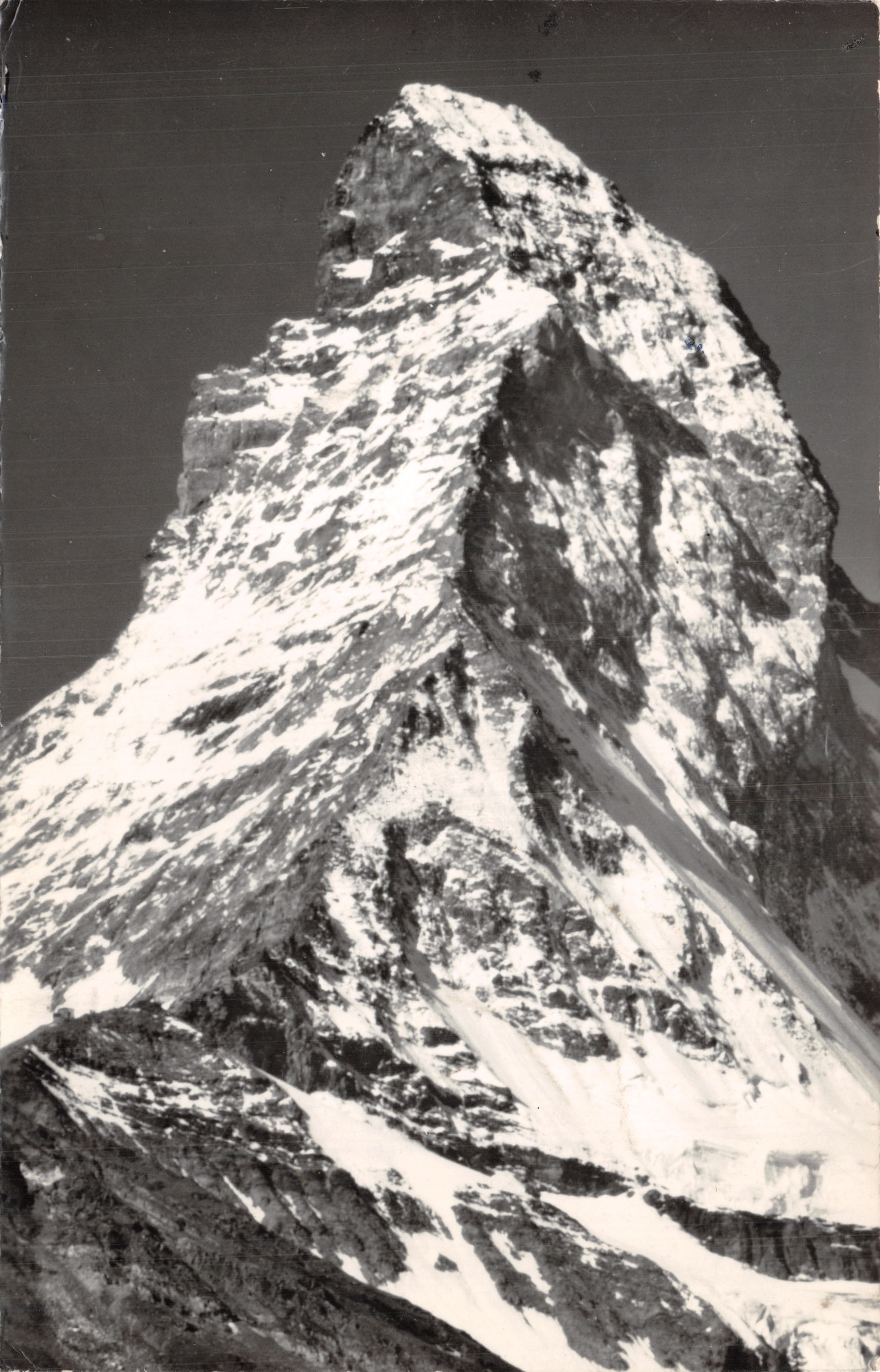 Matterhorn — sommet enneigé — Phot. Klopfenstein, Adelboden, n° 6815