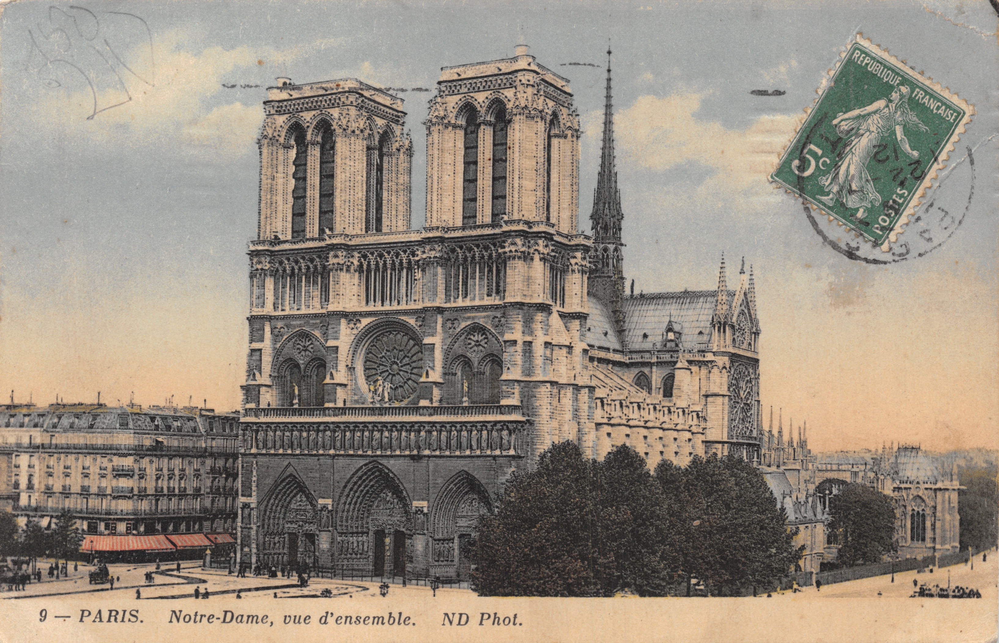 Paris — Notre-Dame, vue d'ensemble — ND Phot. n°9