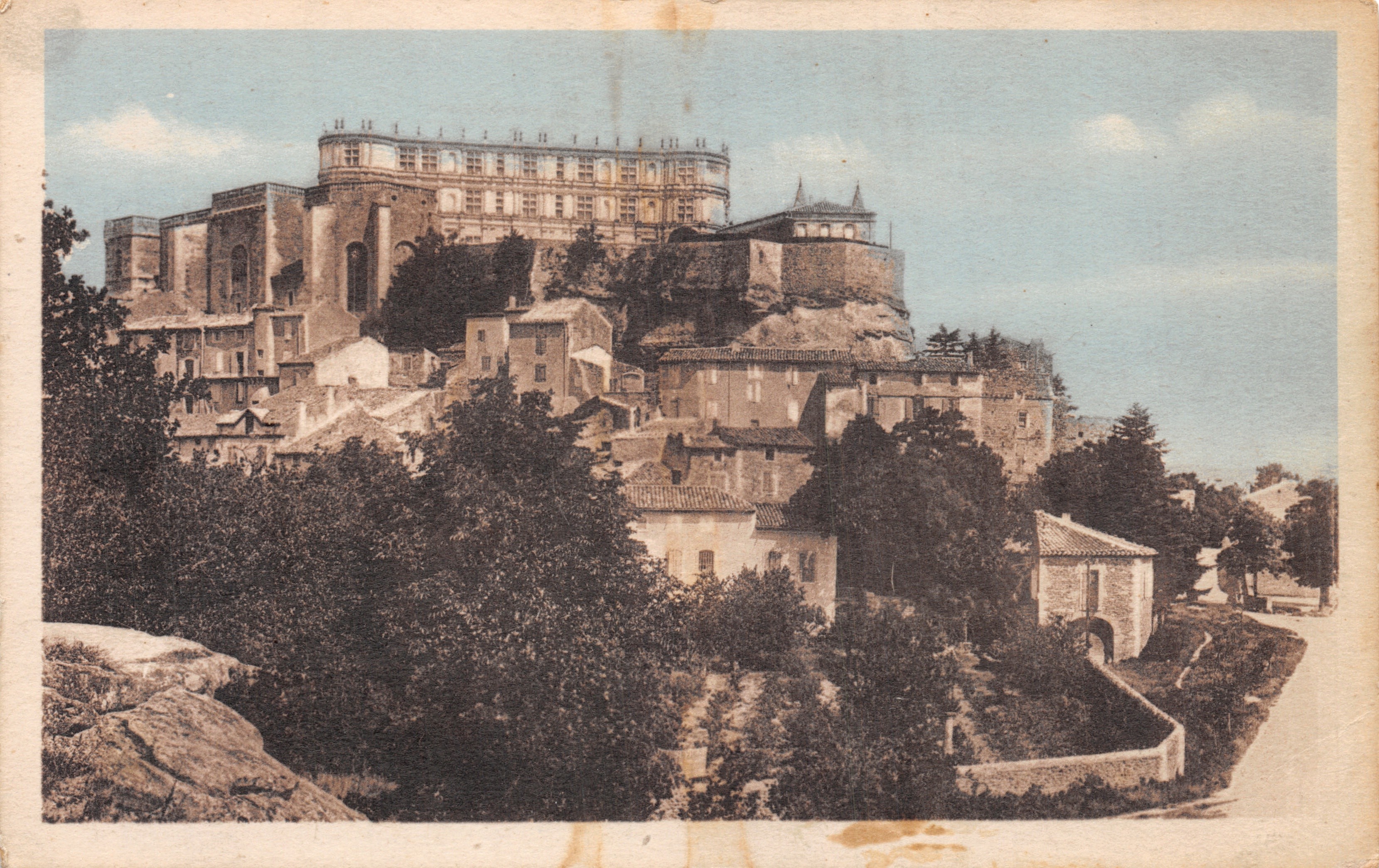 Overzicht van het Château de Grignan — uitgever Cie des Arts Photomécaniques - Paris - Strasbourg