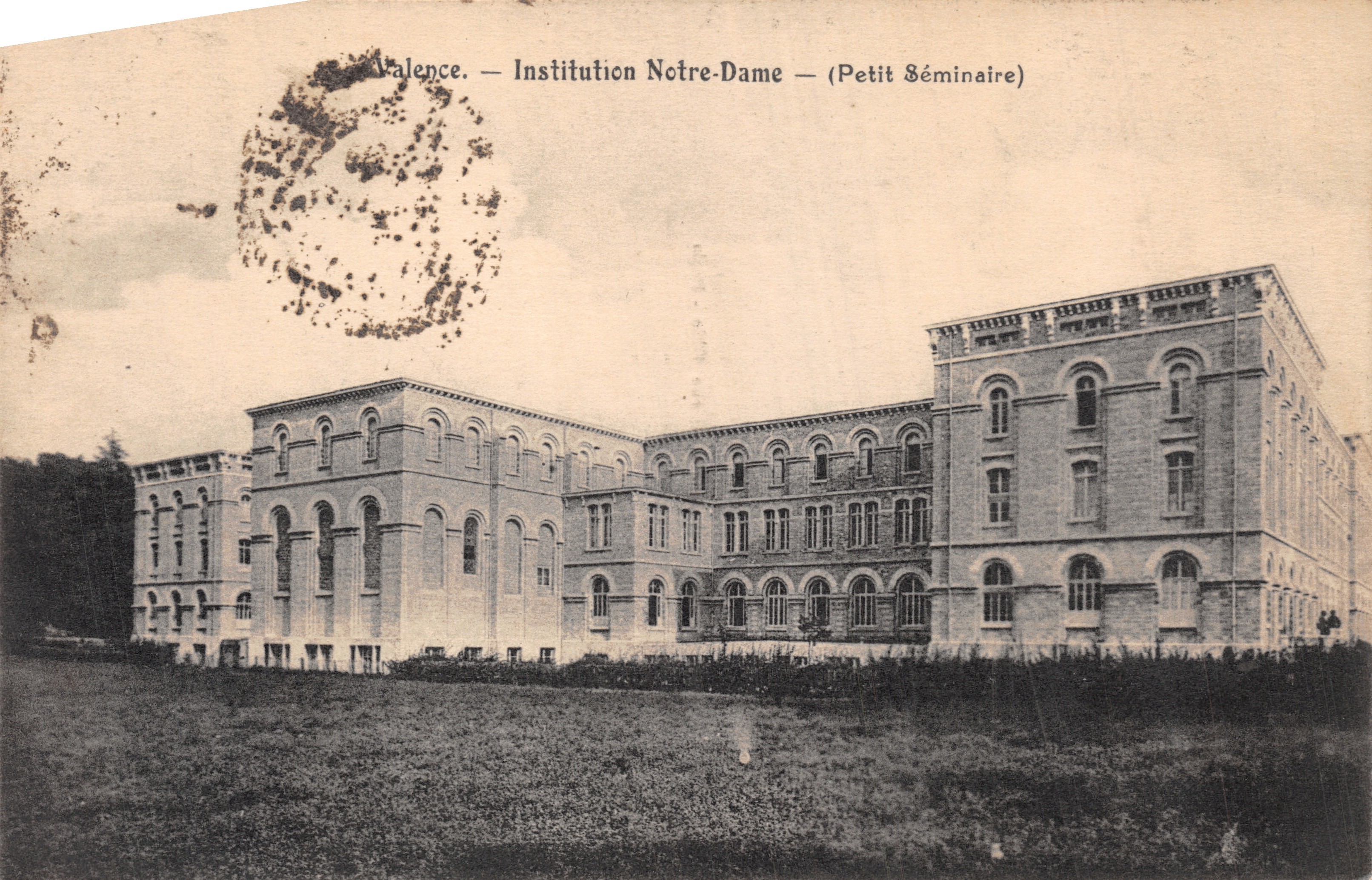 Valence — Institution Notre-Dame — (Petit Séminaire)