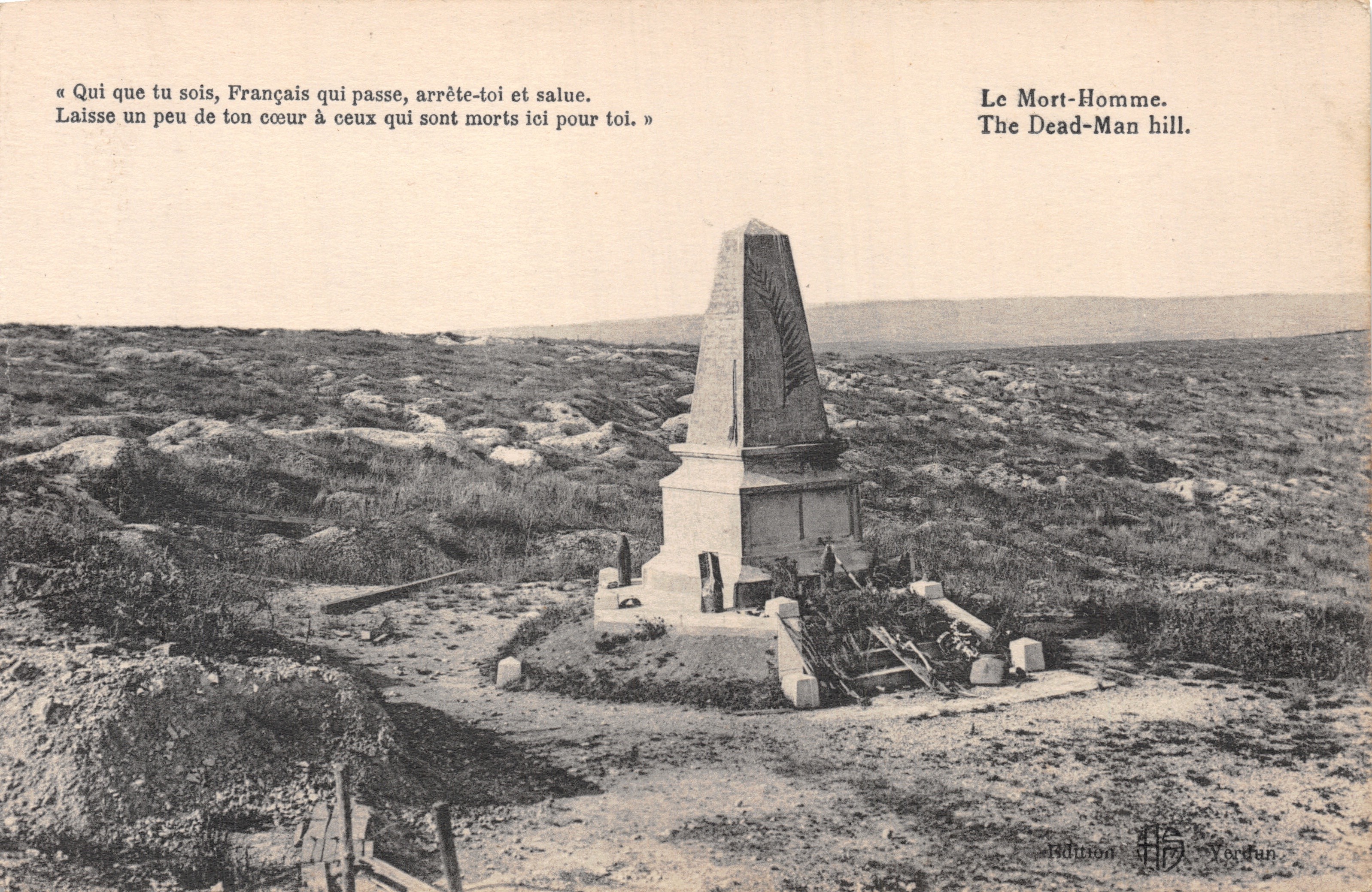 De Dode Man — herdenkingsmonument op een kaal terrein — Editie Verdun