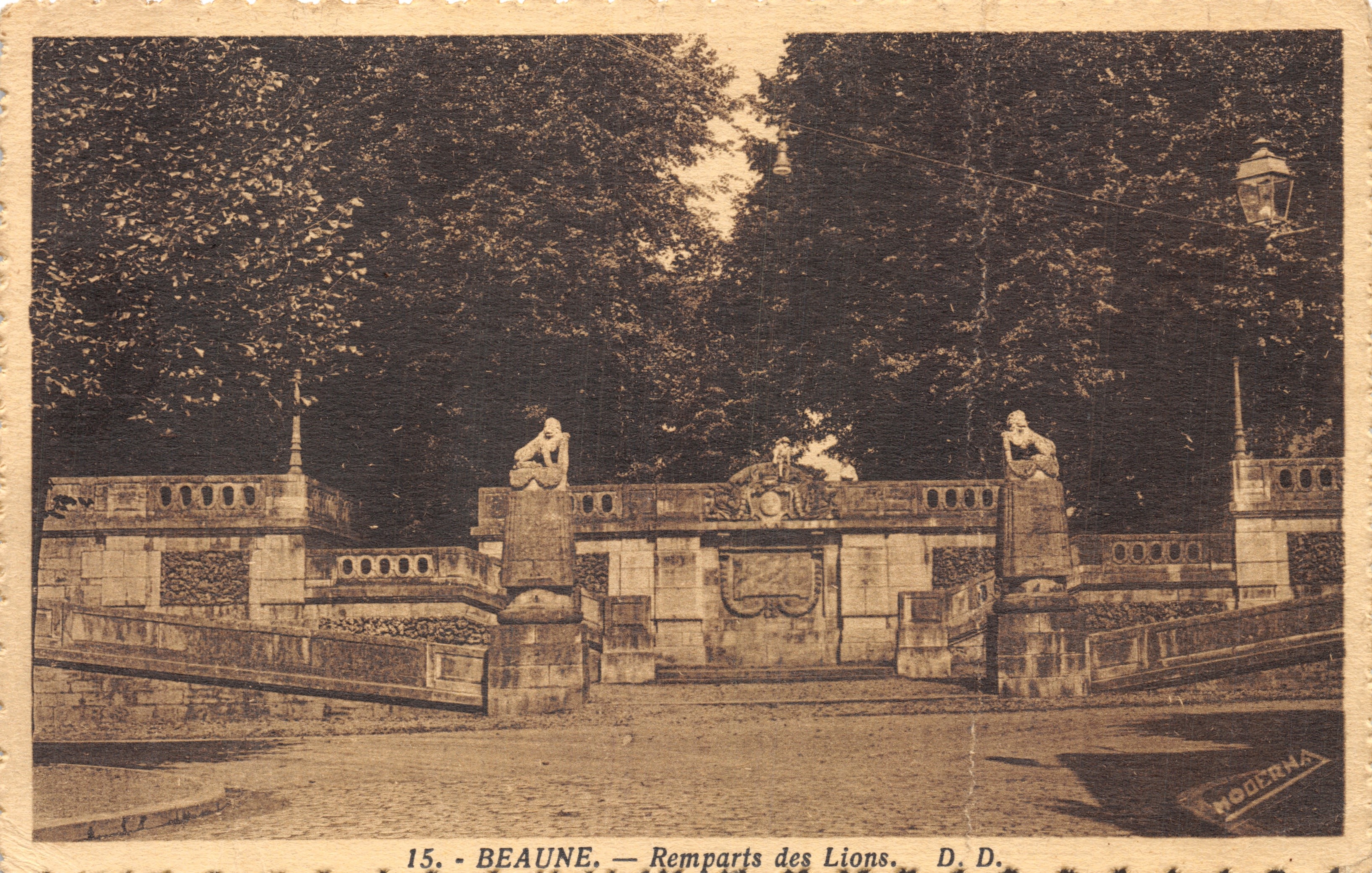 Beaune — Rempart van de Leeuw — uitgever MODERMA, n° 15
