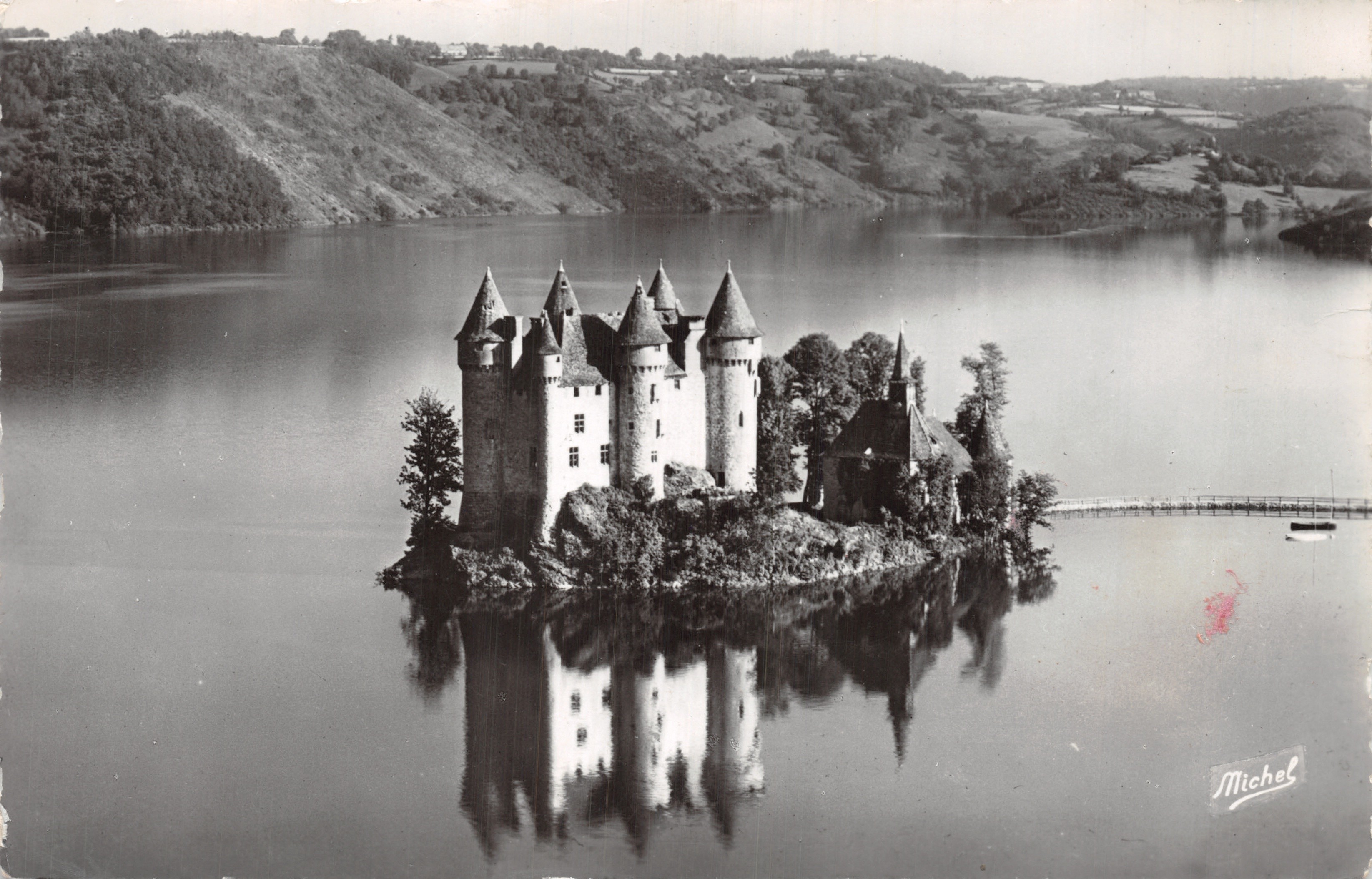 Château de Val — Meer van de Barrage de Bort — Uitgever Michel