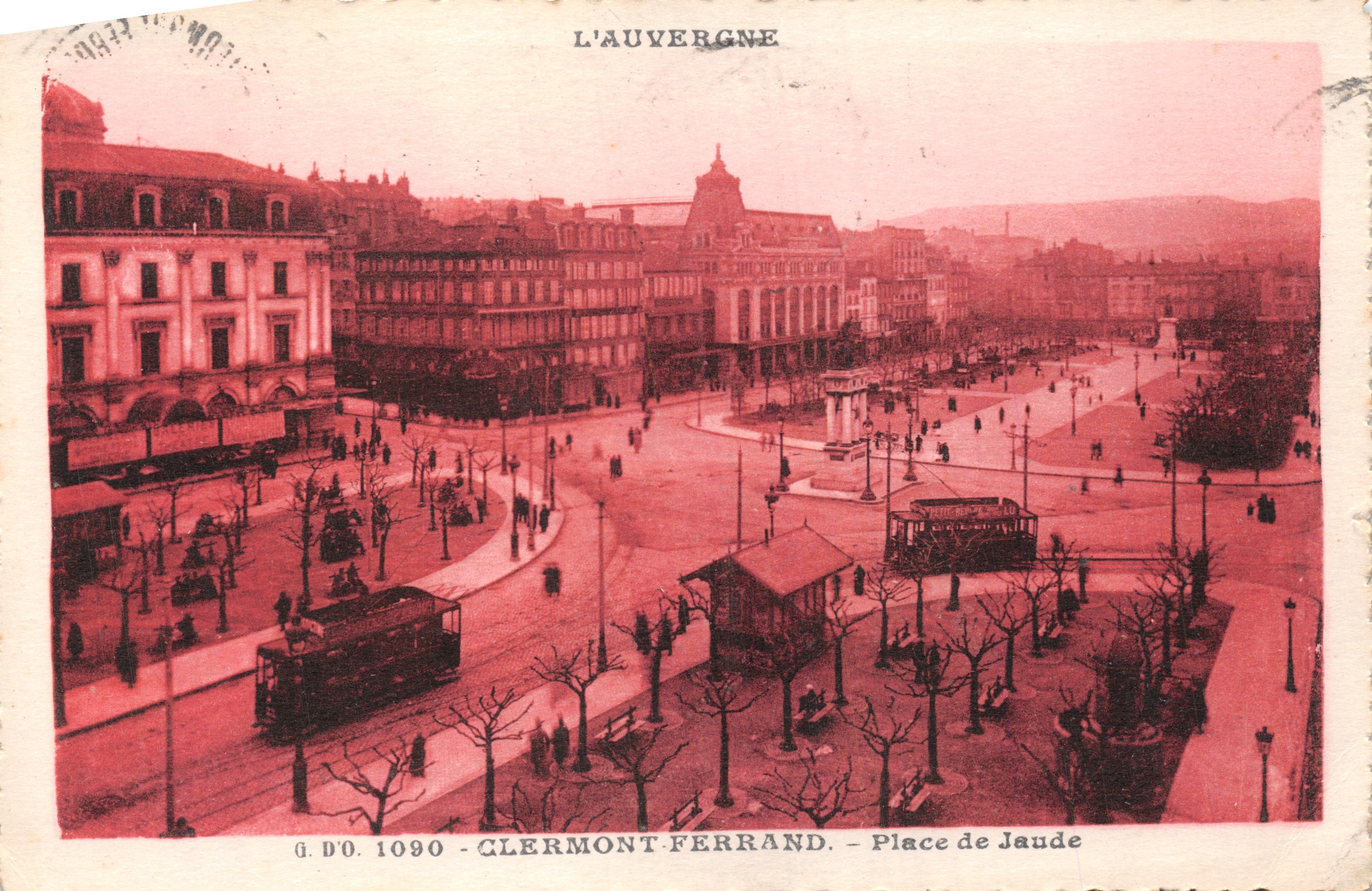 Clermont-Ferrand — Place de Jaude — G. D'O. 1090