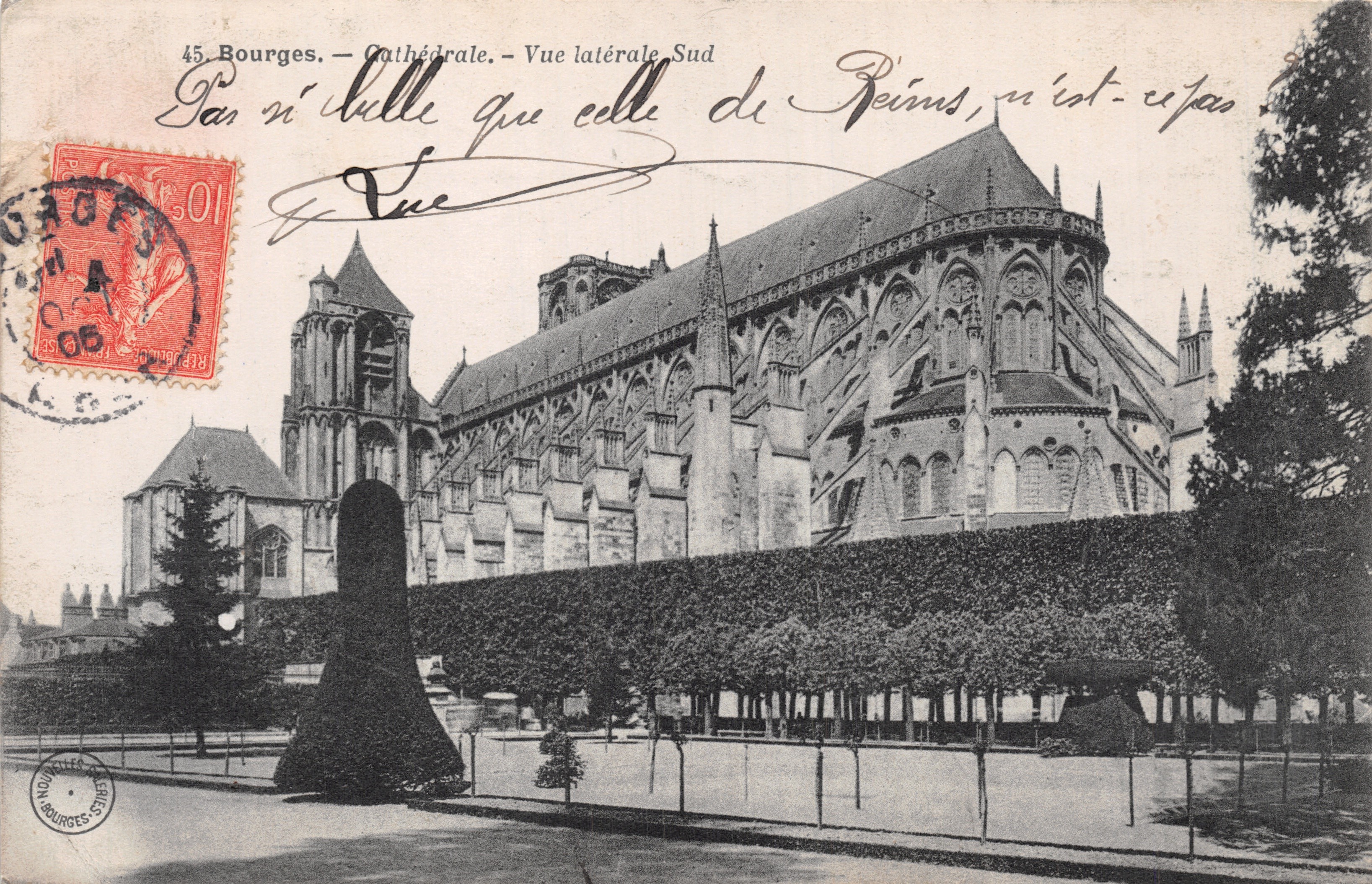 Bourges — Cathédrale — Vue latérale Sud — Éditeur : imprimeur inconnu, n° 45