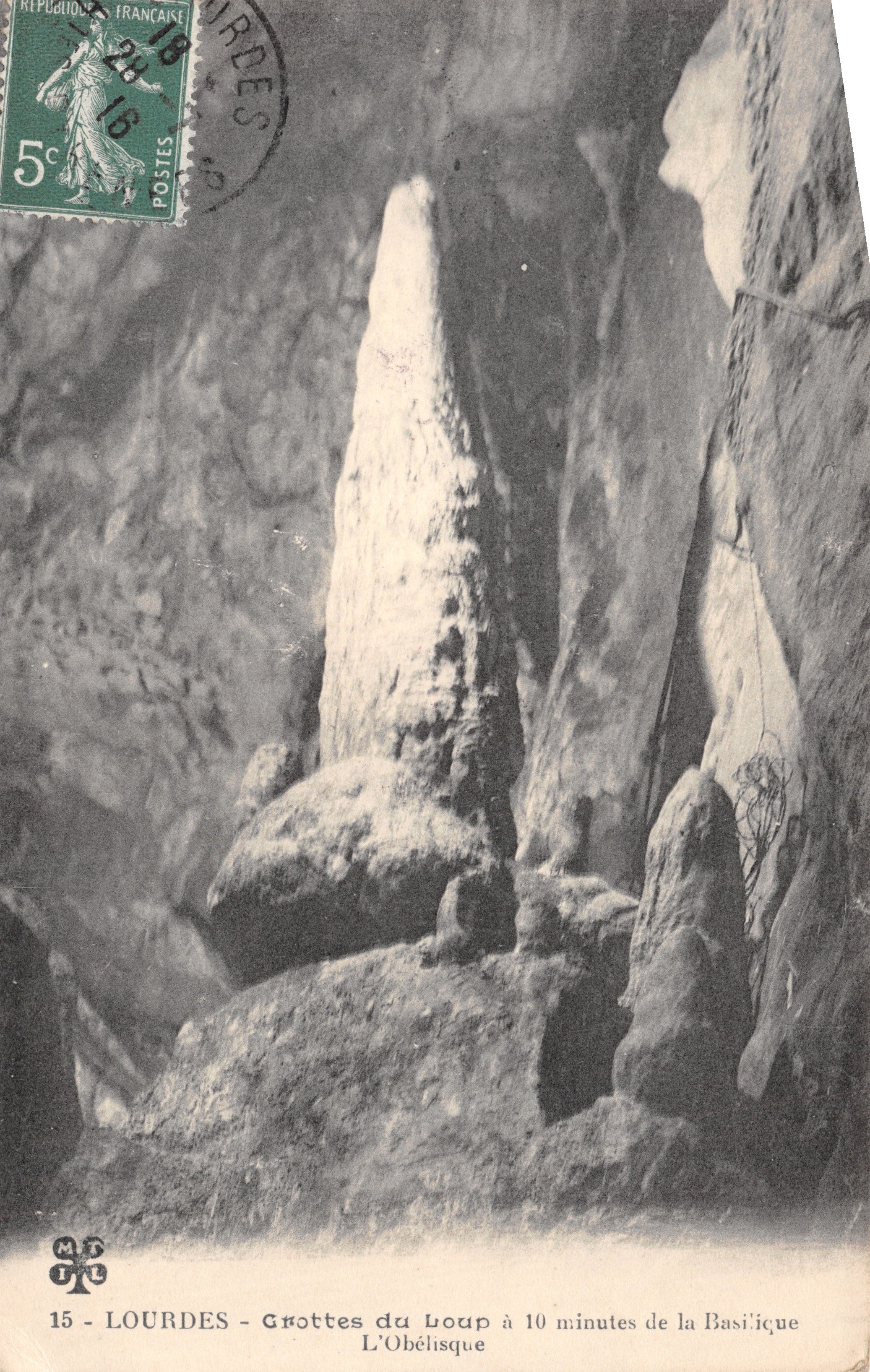Grutas de Lourdes — El Obelisco — editor Lourdes