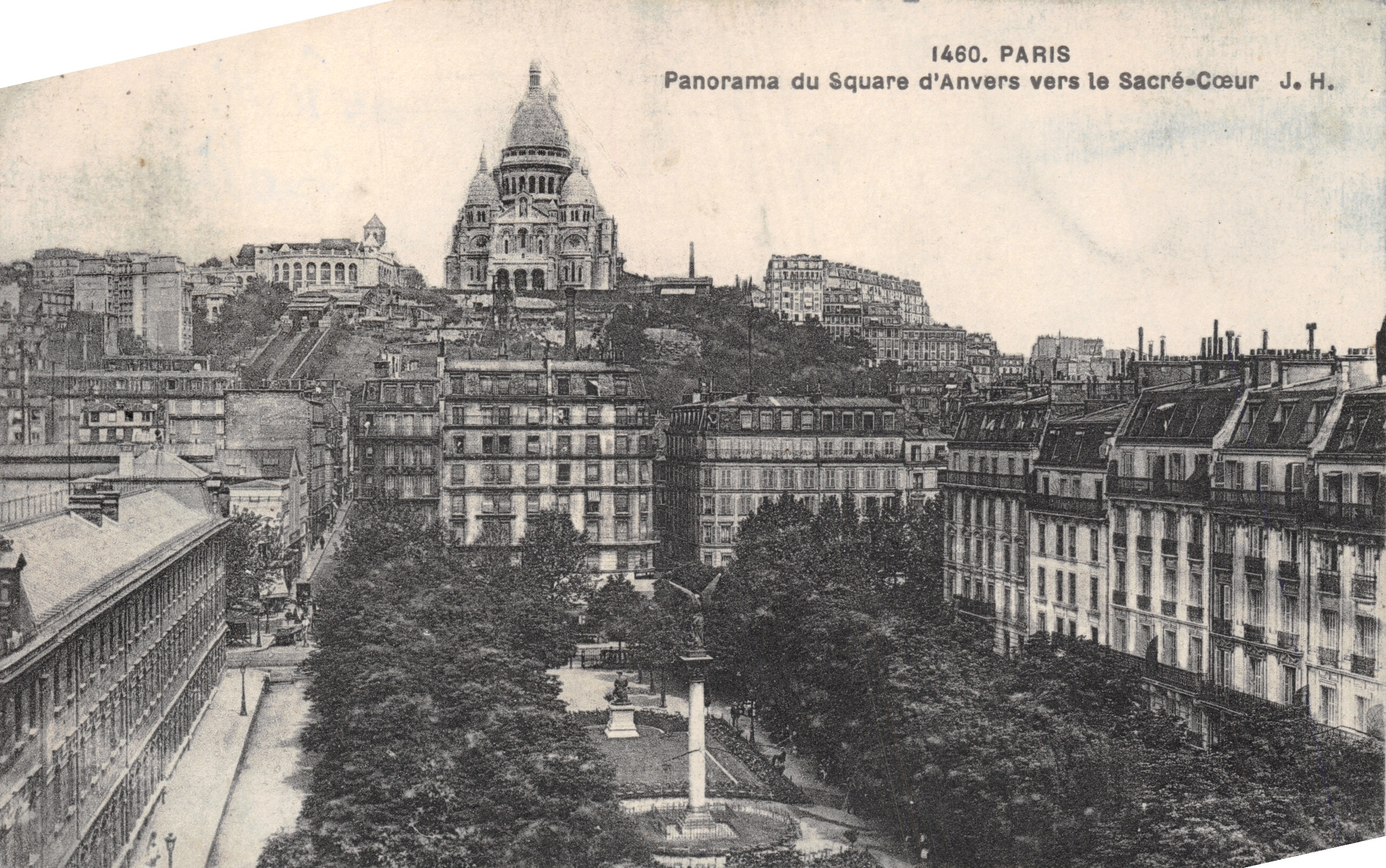 Panorama du Square d'Anvers vers le Sacré-Cœur — vue panoramique depuis le square, éditeur J.H. n°1460