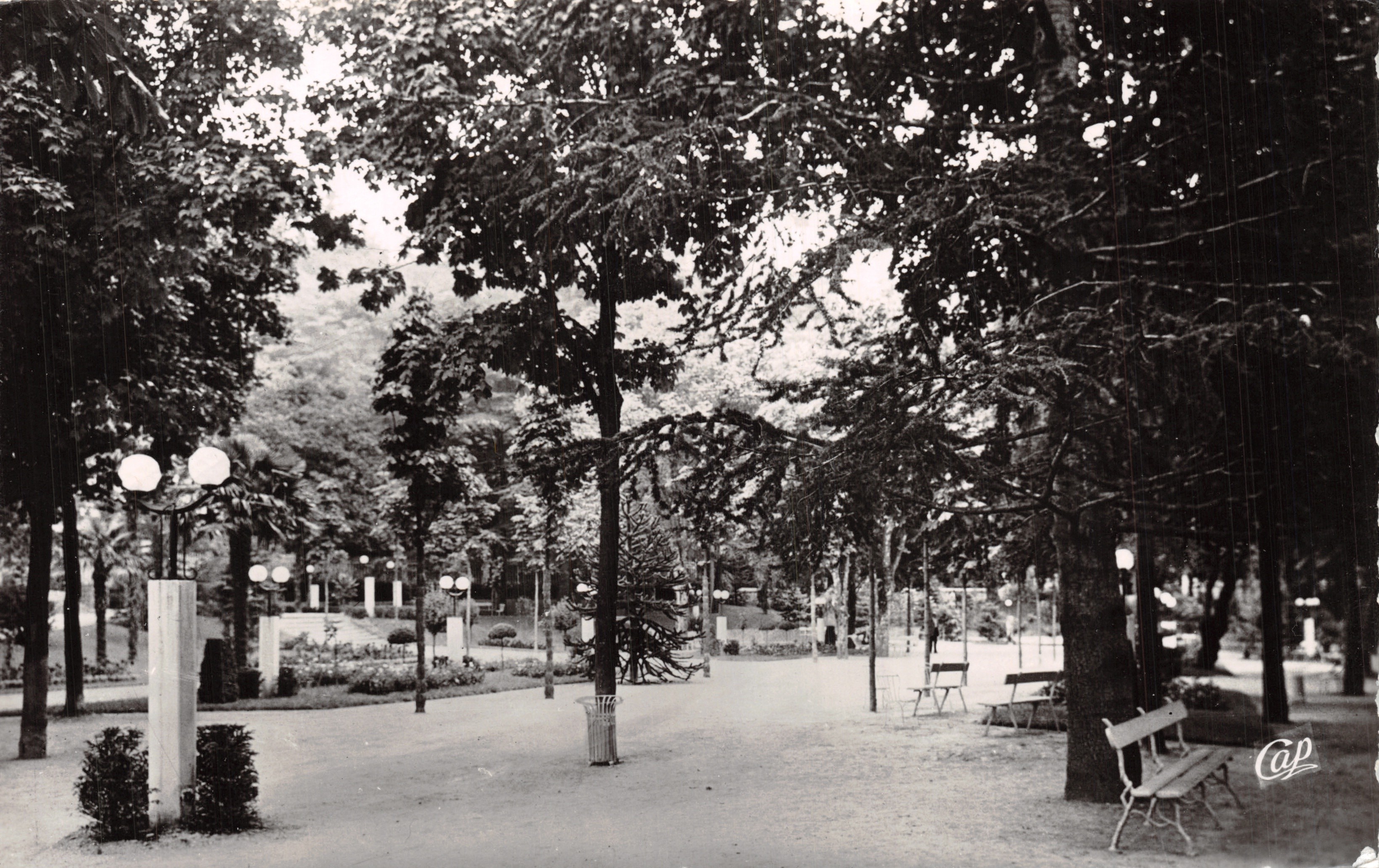 Parc de l'Intermittente — Vals-les-Bains (Ardèche) — uitgever Cie des Arts Photomécaniques