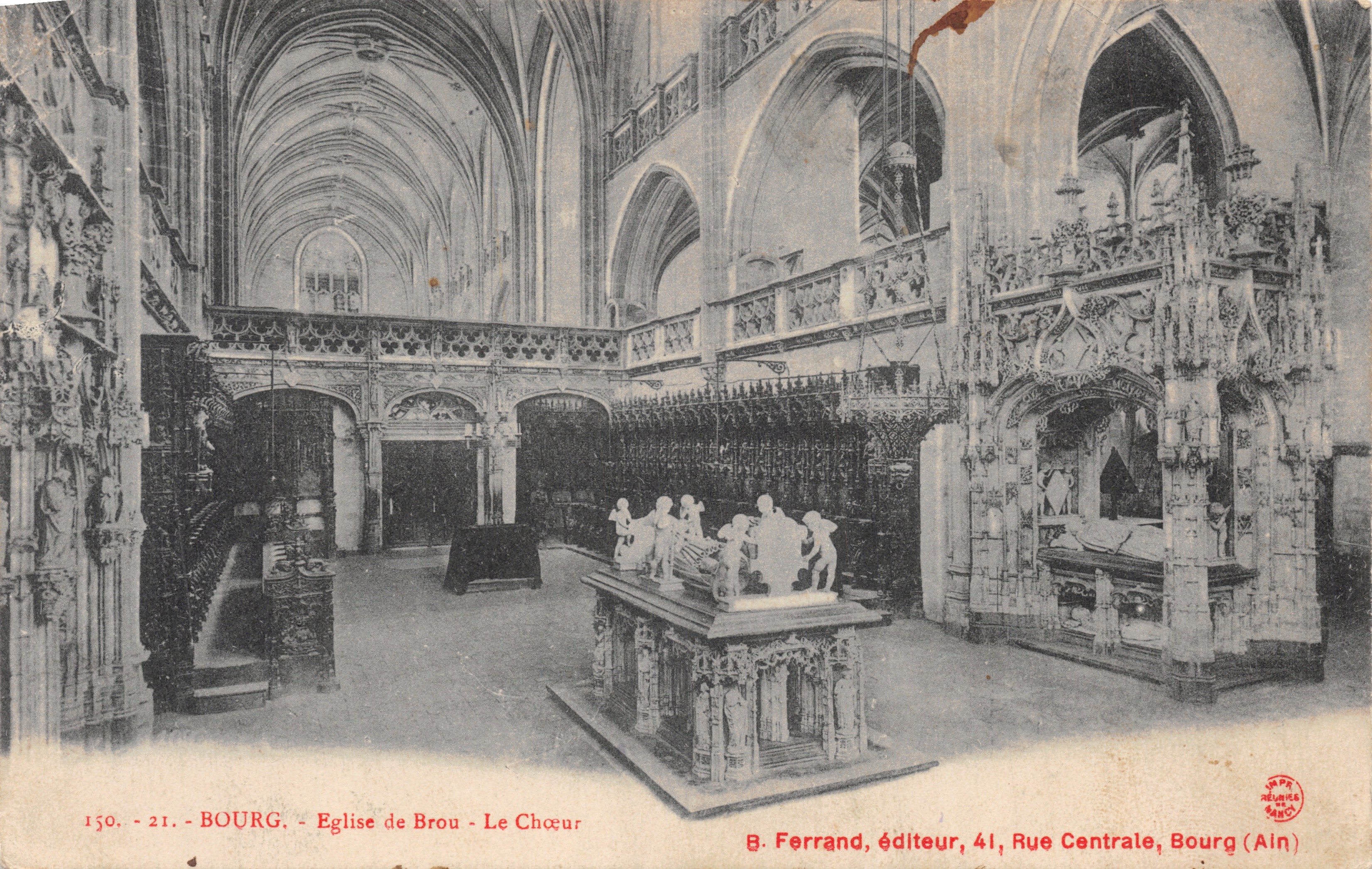 Kerk van Brou - Het Koor — gothische interieur met altaar en geschilderde retables — uitgever B. Ferrand, 41 Rue Centrale, Bourg (Ain)