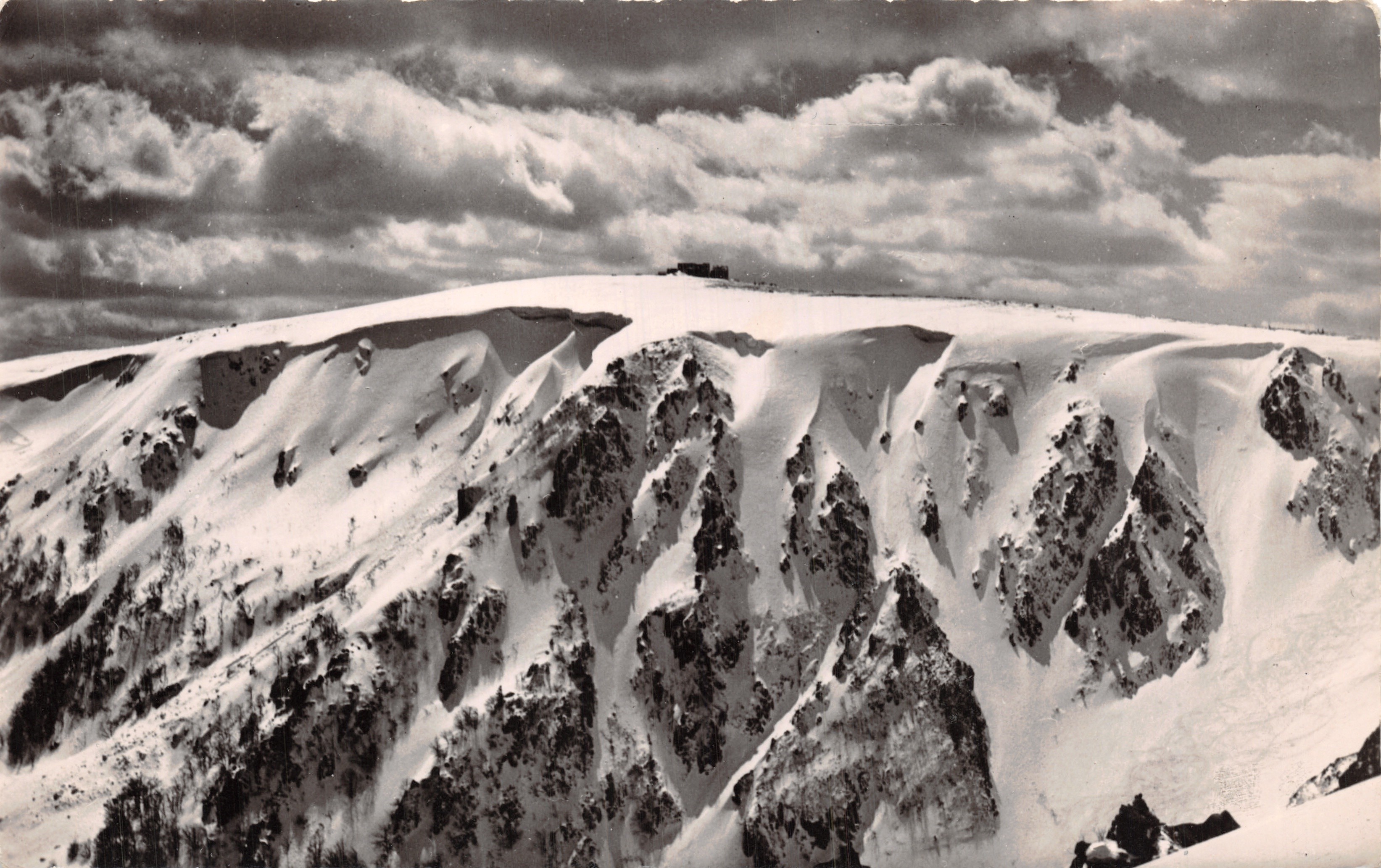 Schiessroth-Hohneck — snow-covered summit with buildings — Edition Luib et Cie, Strasbourg
