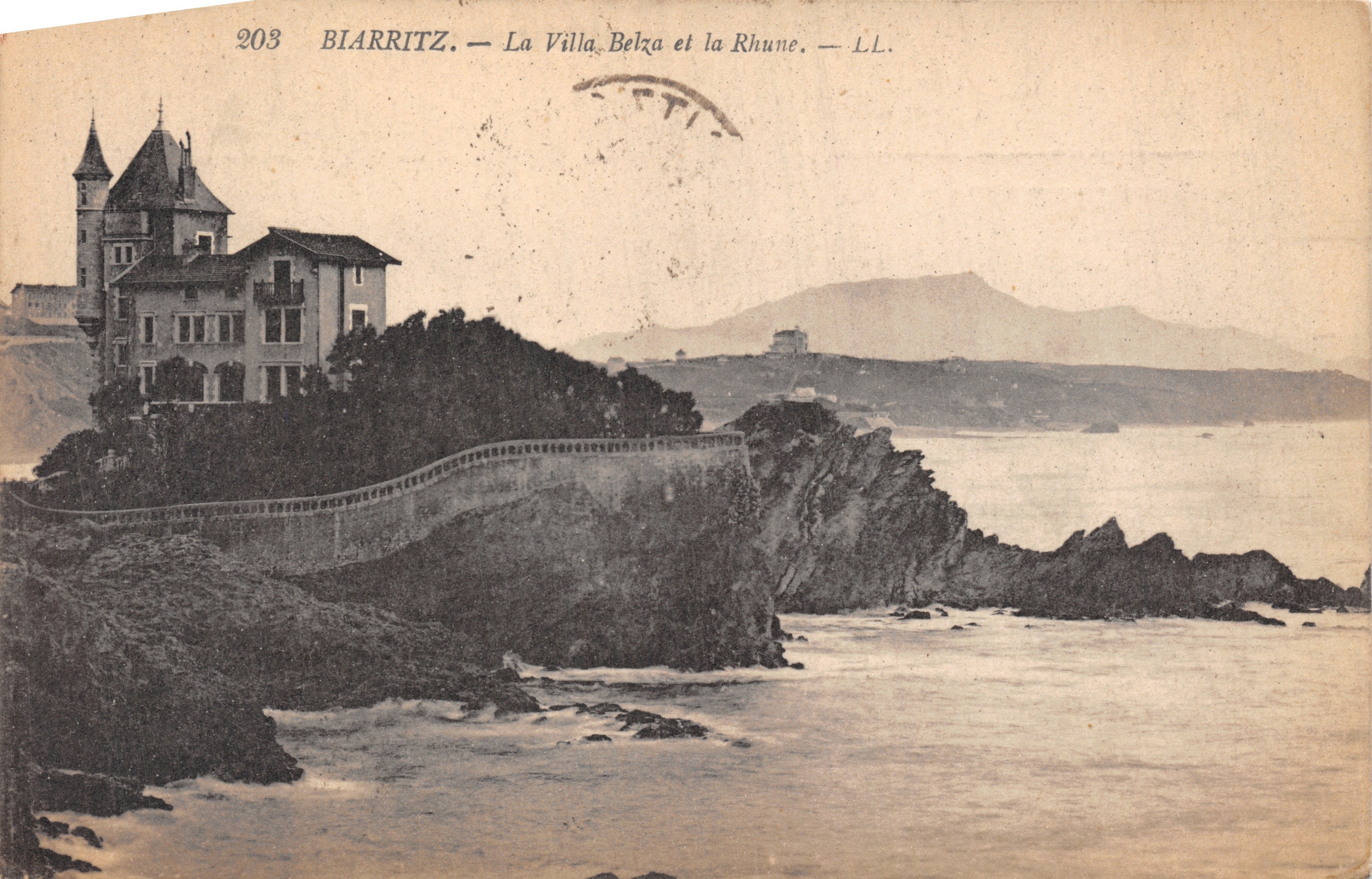 Biarritz — La Villa Belza et la Rhune — LL. — n° 203