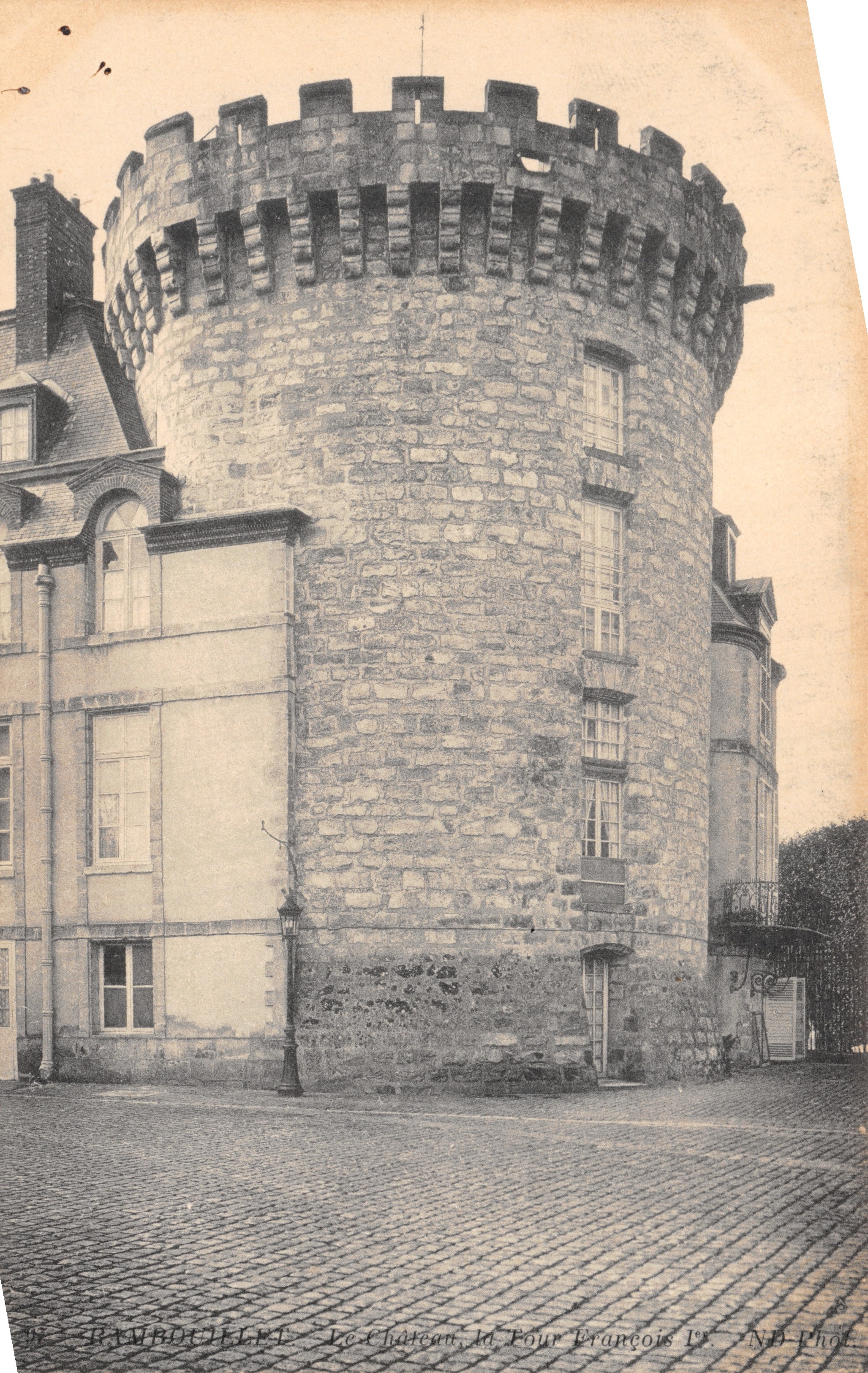 Rambouillet — Het Kasteel, de Ronde Toren van Koning François Ier — ND Phot