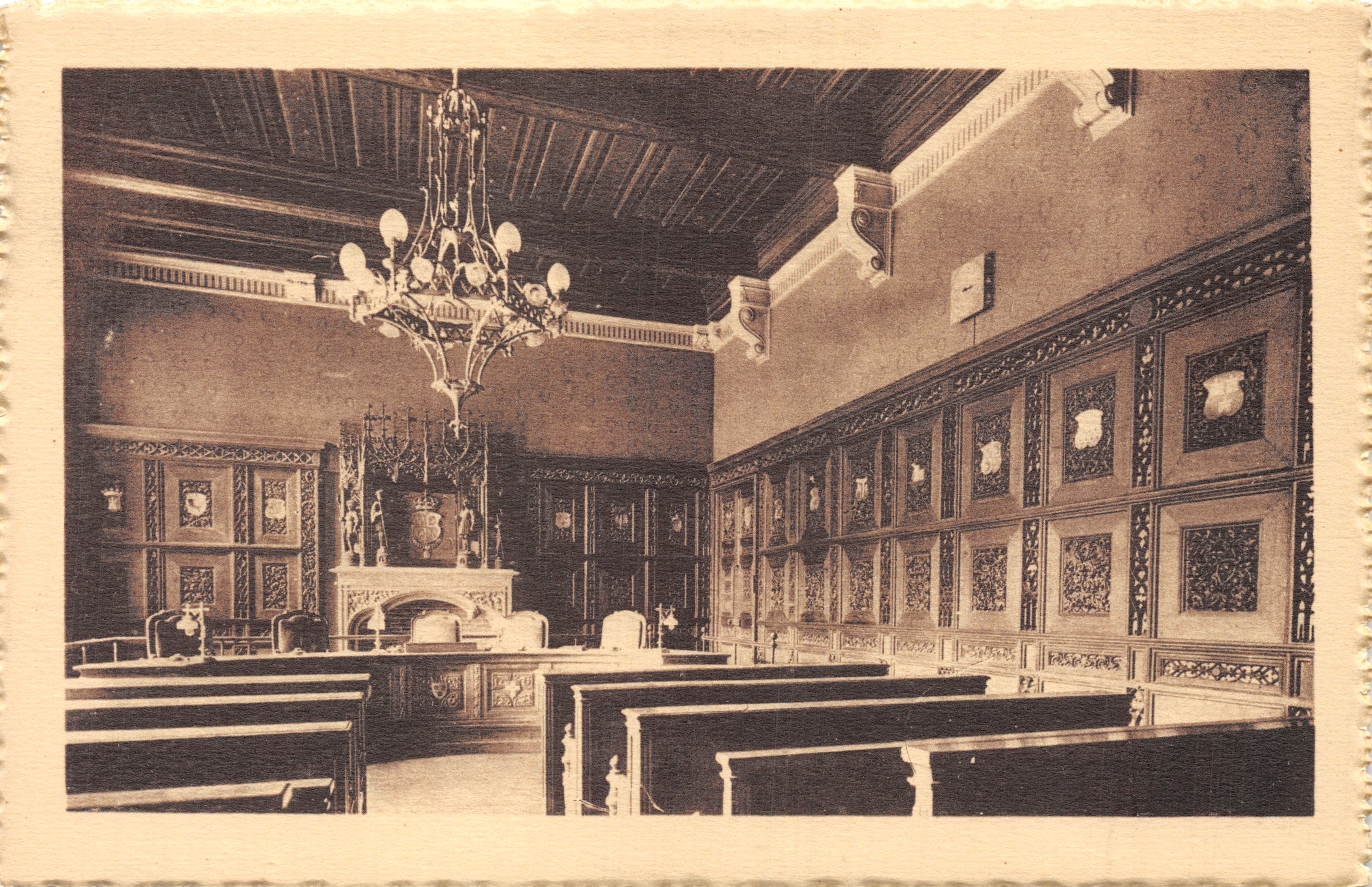 Het oude Grenoble — 1e Kamer van het Hof — Cliché Oddiouz