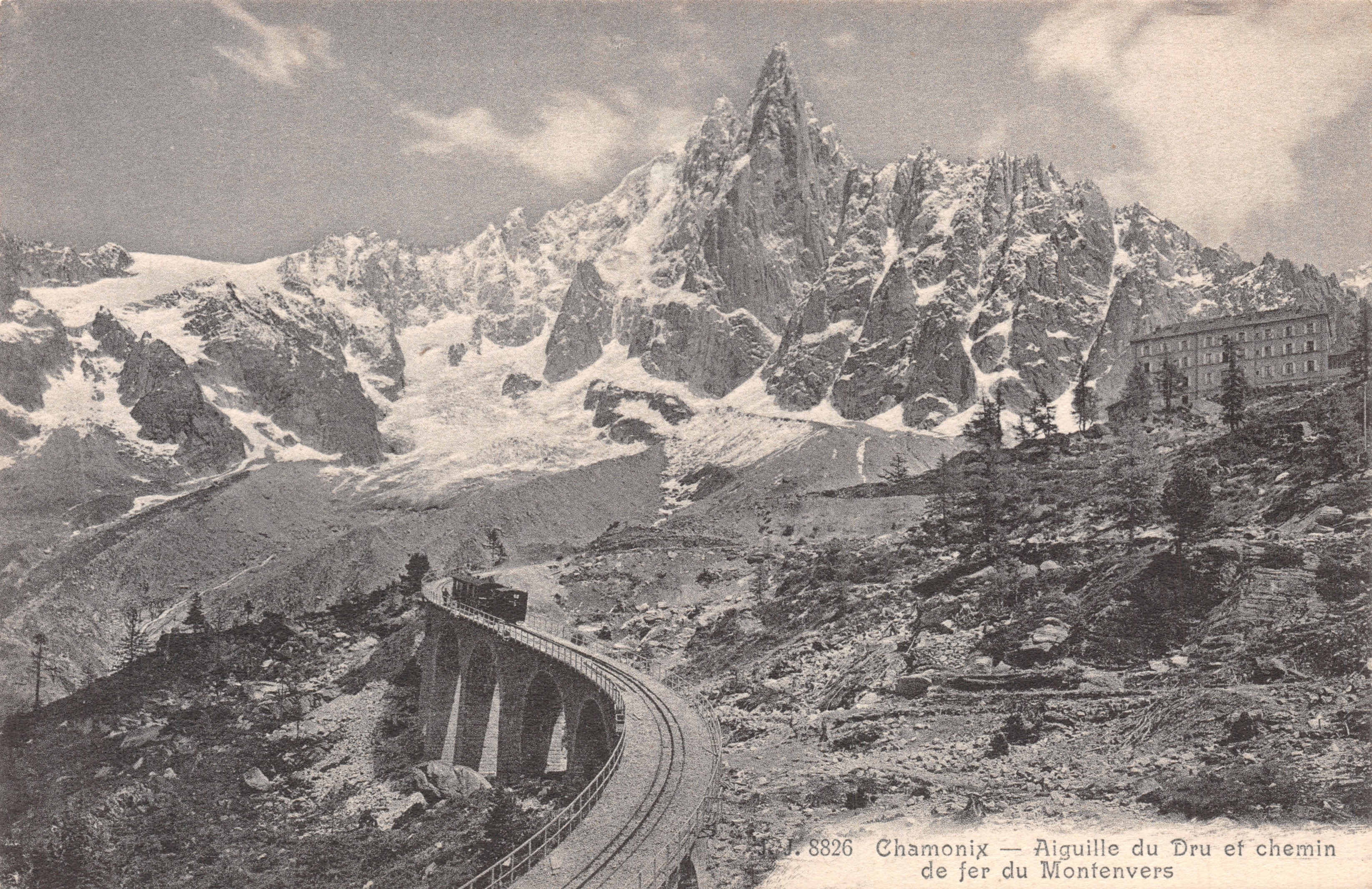 Chamonix — Aiguille du Dru y ferrocarril del Montenvers — J. J. 8826