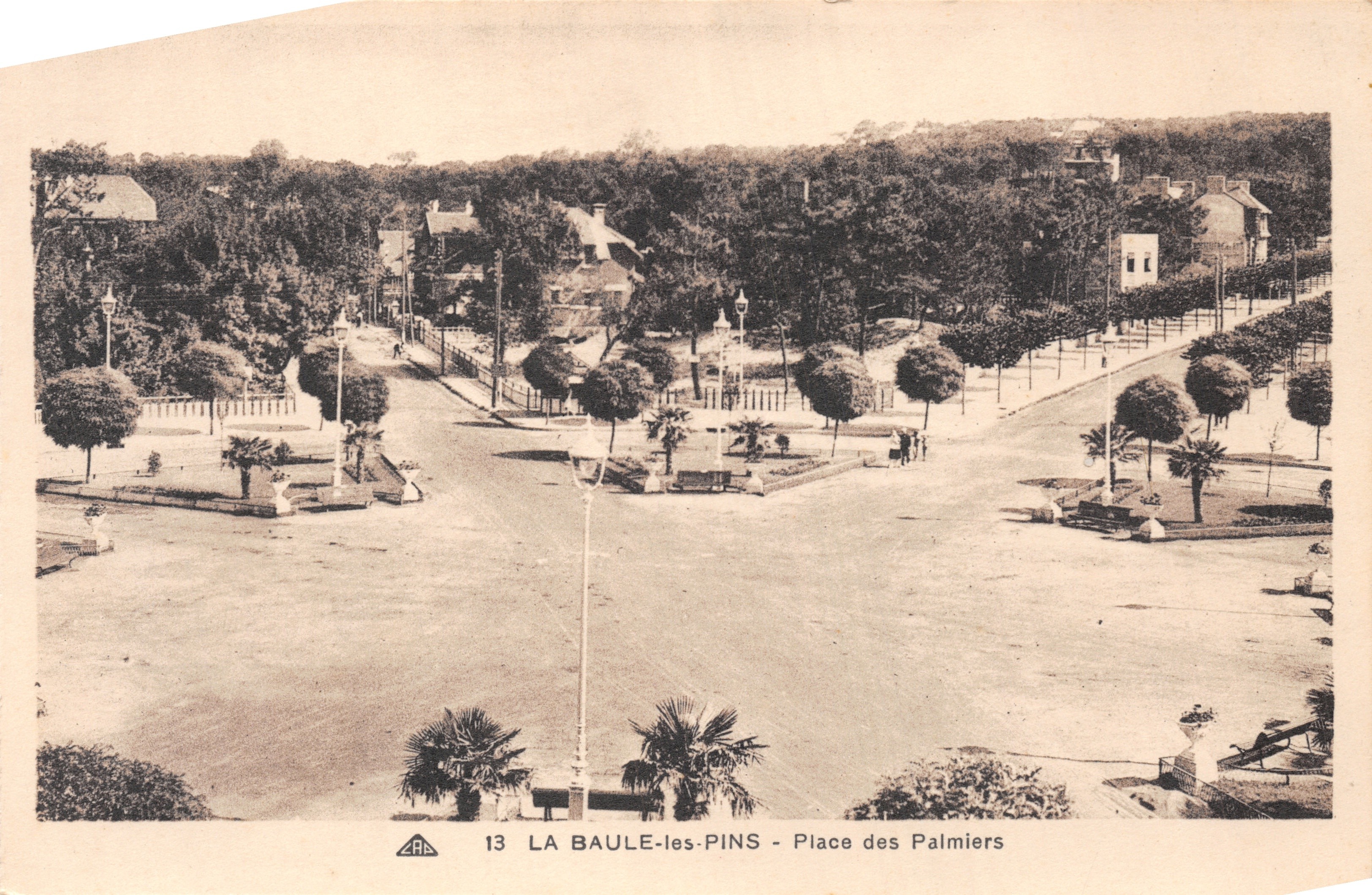La Baule-les-Pins — Place des Palmiers — Verleger G. Alsaçienne des Arts Photomécaniques, Straßburg