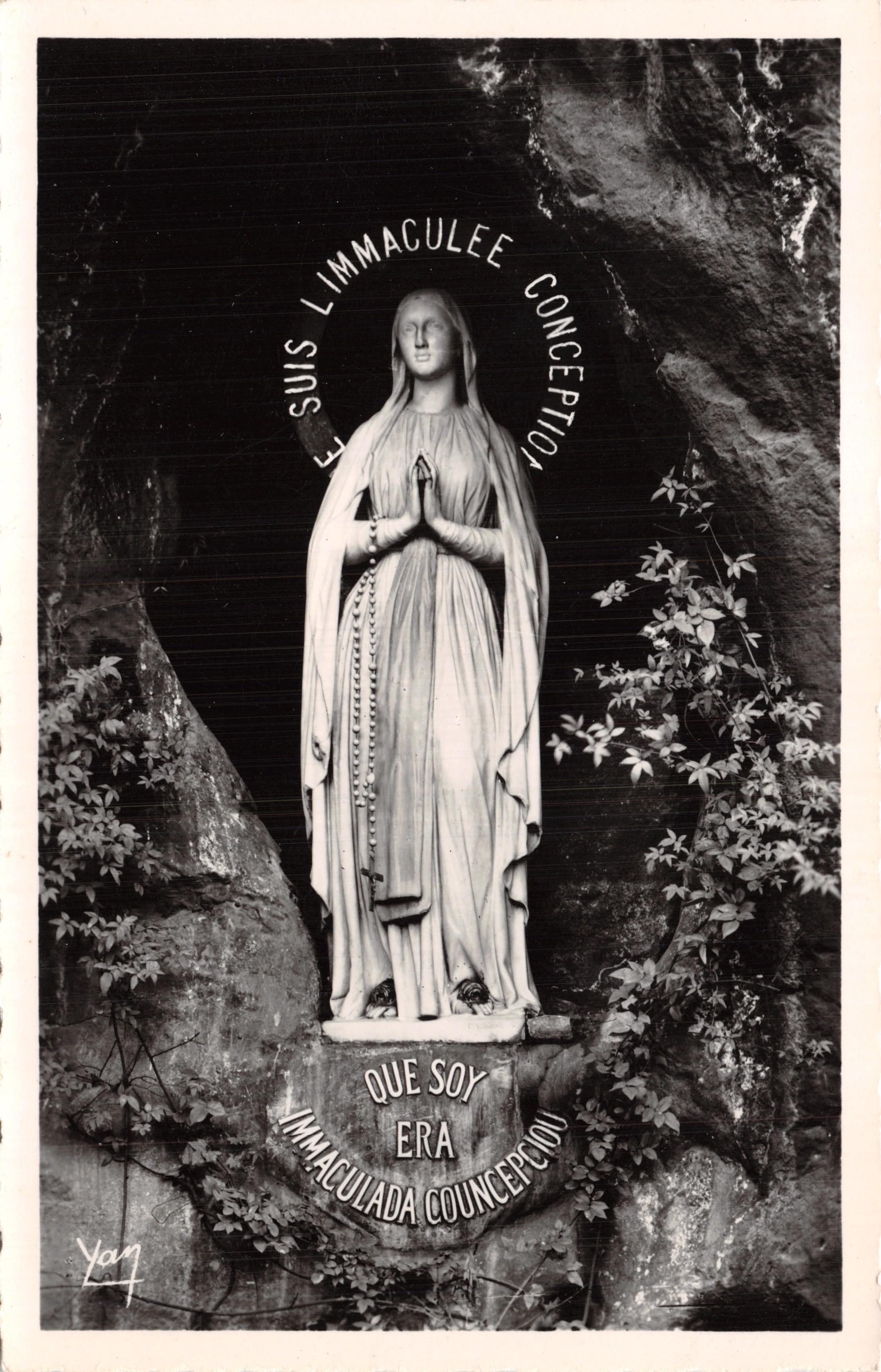 Lourdes — La Vierge Immaculée dans la grotte — Édition Photo Quinault