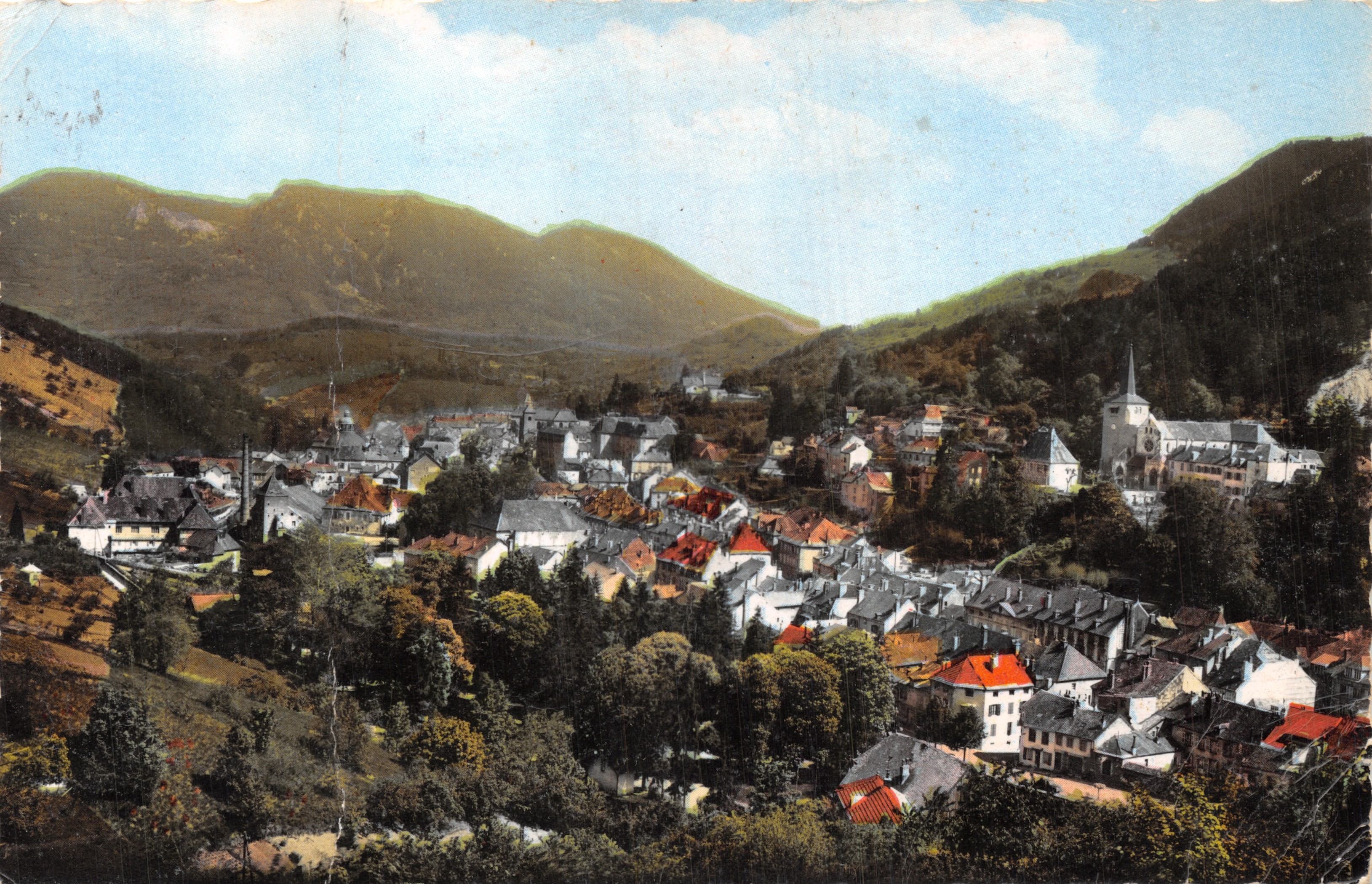 Salins-les-Bains (Jura) — Vista generale. Mont Poupet (853 m). — Edit. M. POIL, DOLE