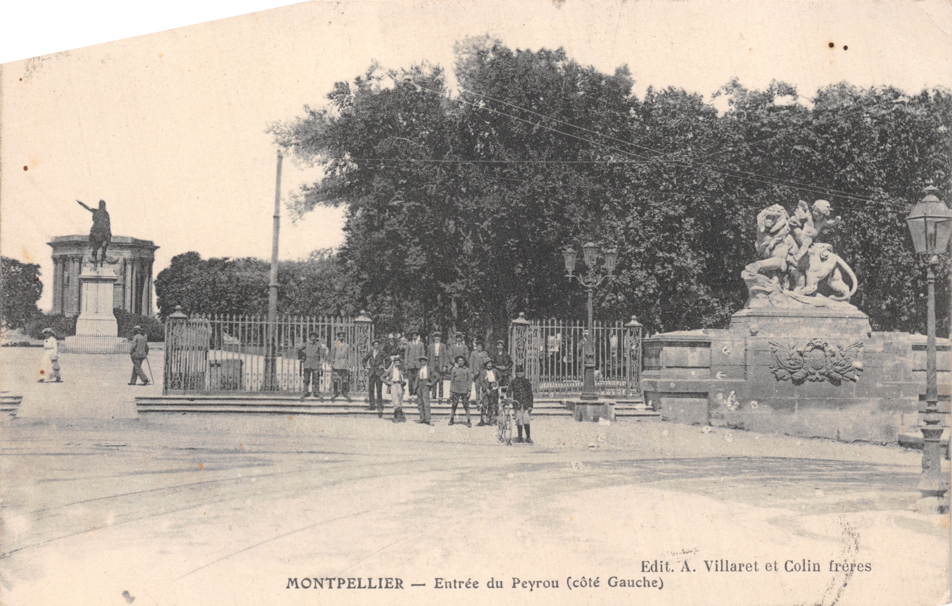 Montpellier — Entrée du Peyrou (côté Gauche) — Edit. A. Villaret et Colin frères