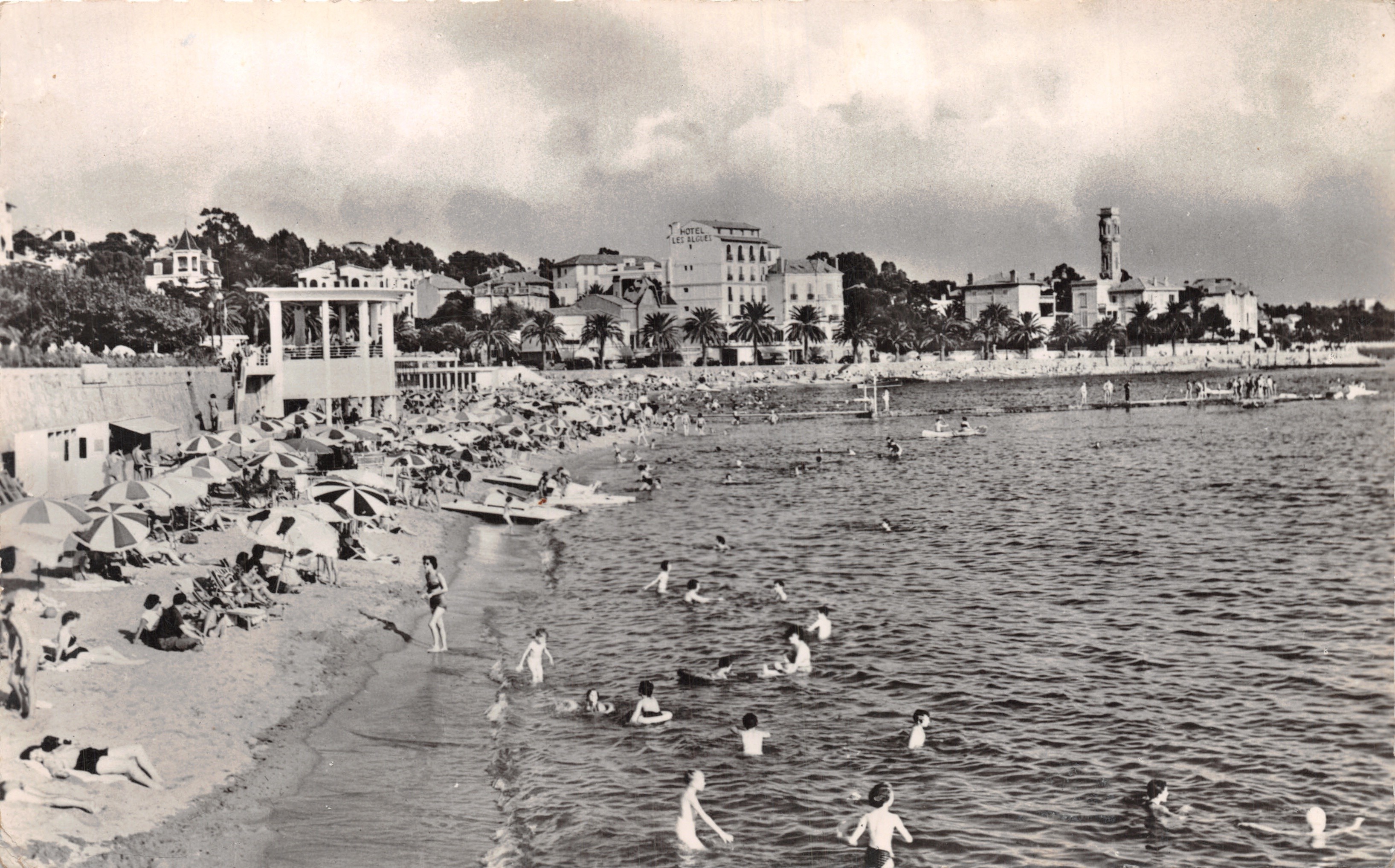 Zand van het Casino — Saint-Raphaël (Var) — Éditions Glaligny