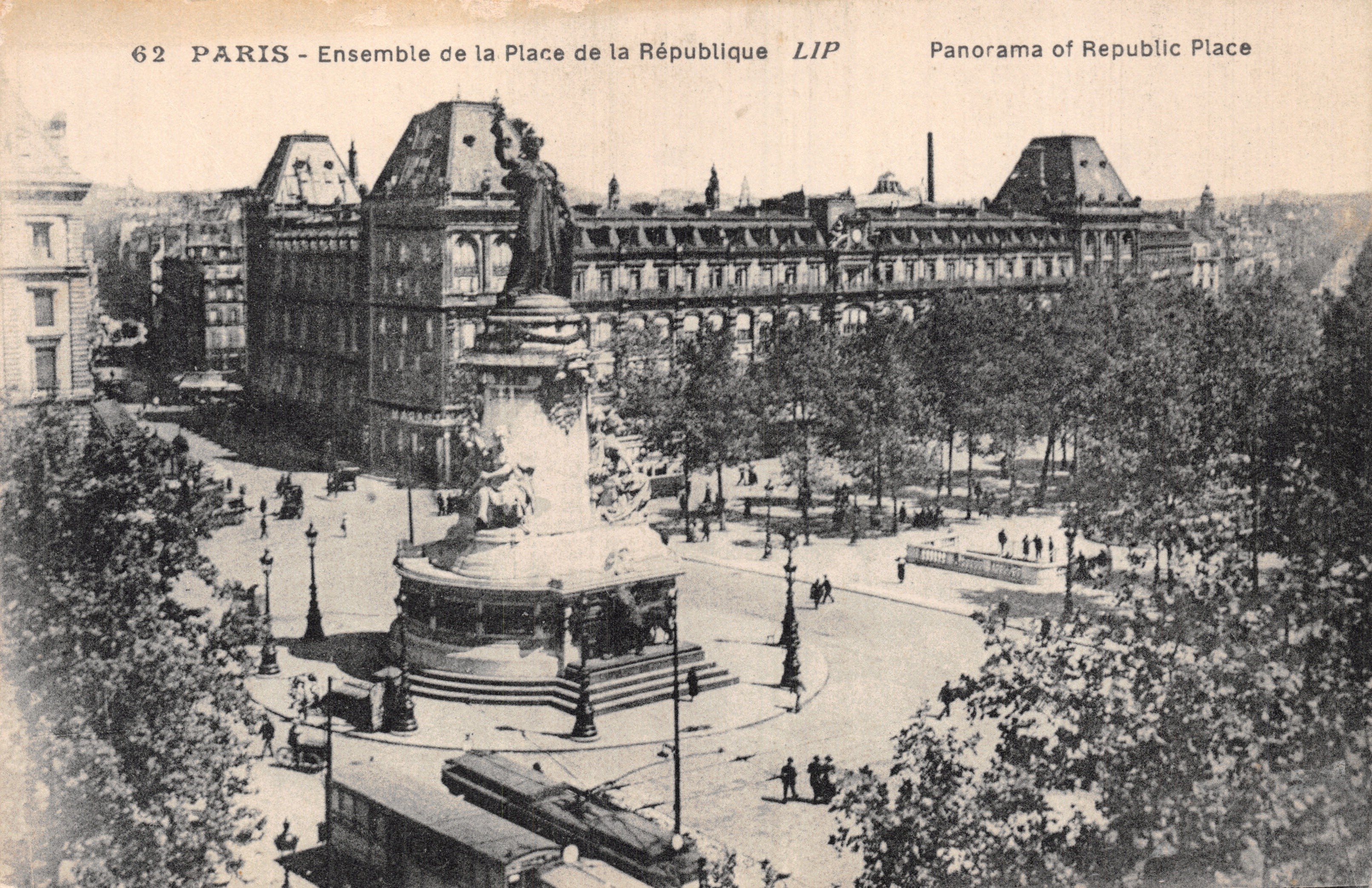 París - Vista de la Place de la République — vista panorámica con monumento central — editor LIP, n.º 62