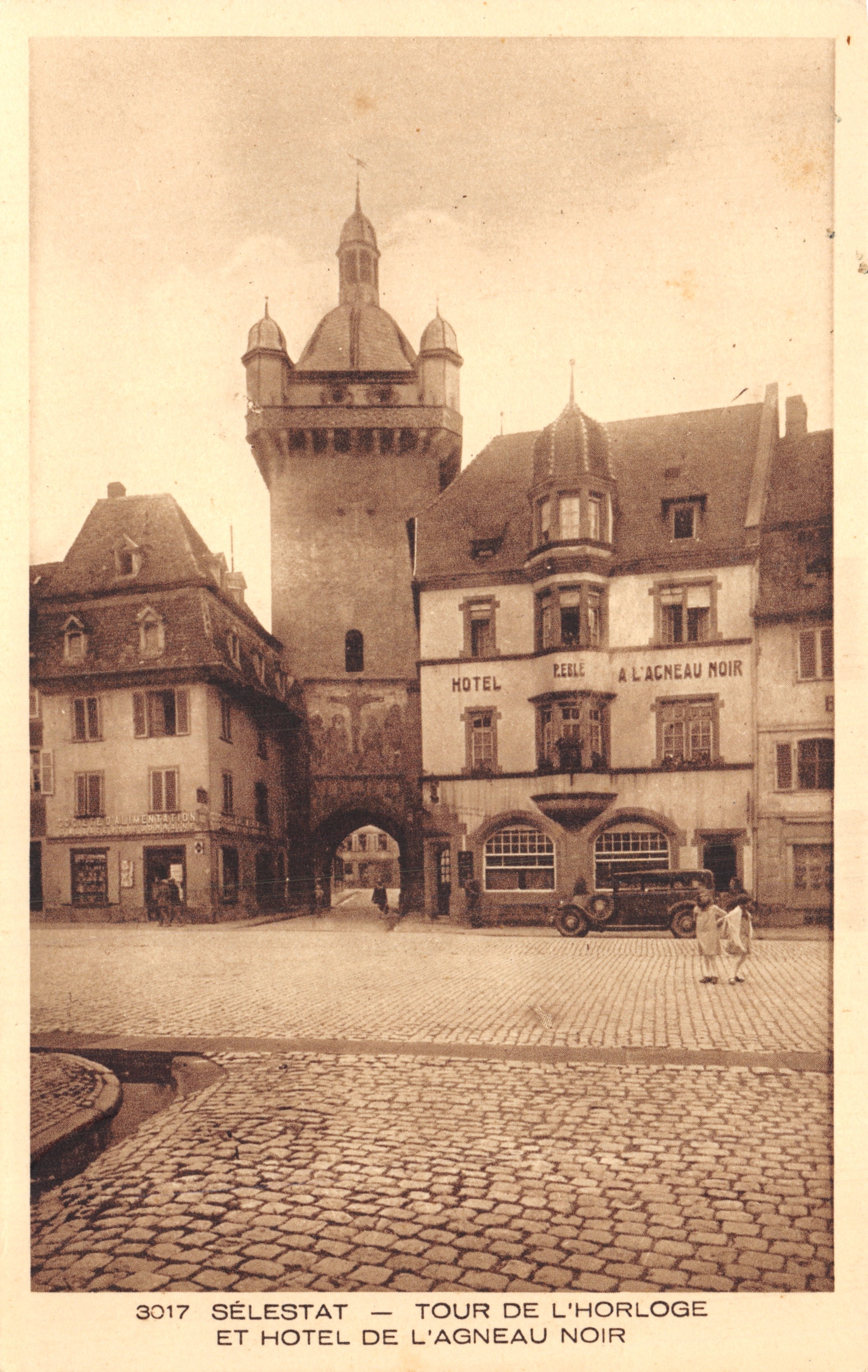 Sélestat — Clock Tower and Black Lamb Hotel — publisher Braun & Cie, Mulhouse-Dornach