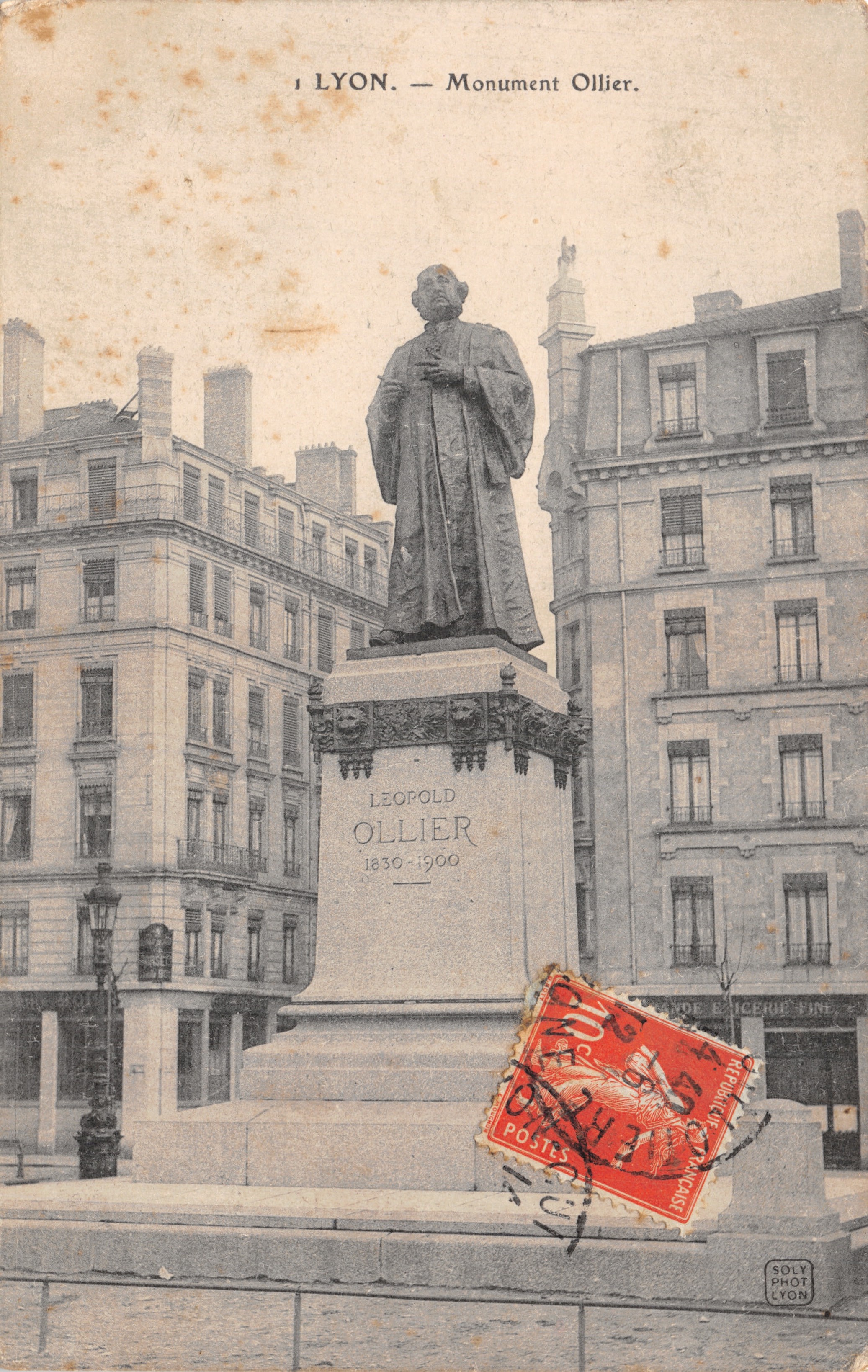 LYON — Monument Ollier — SOUY PHOTO LYON
