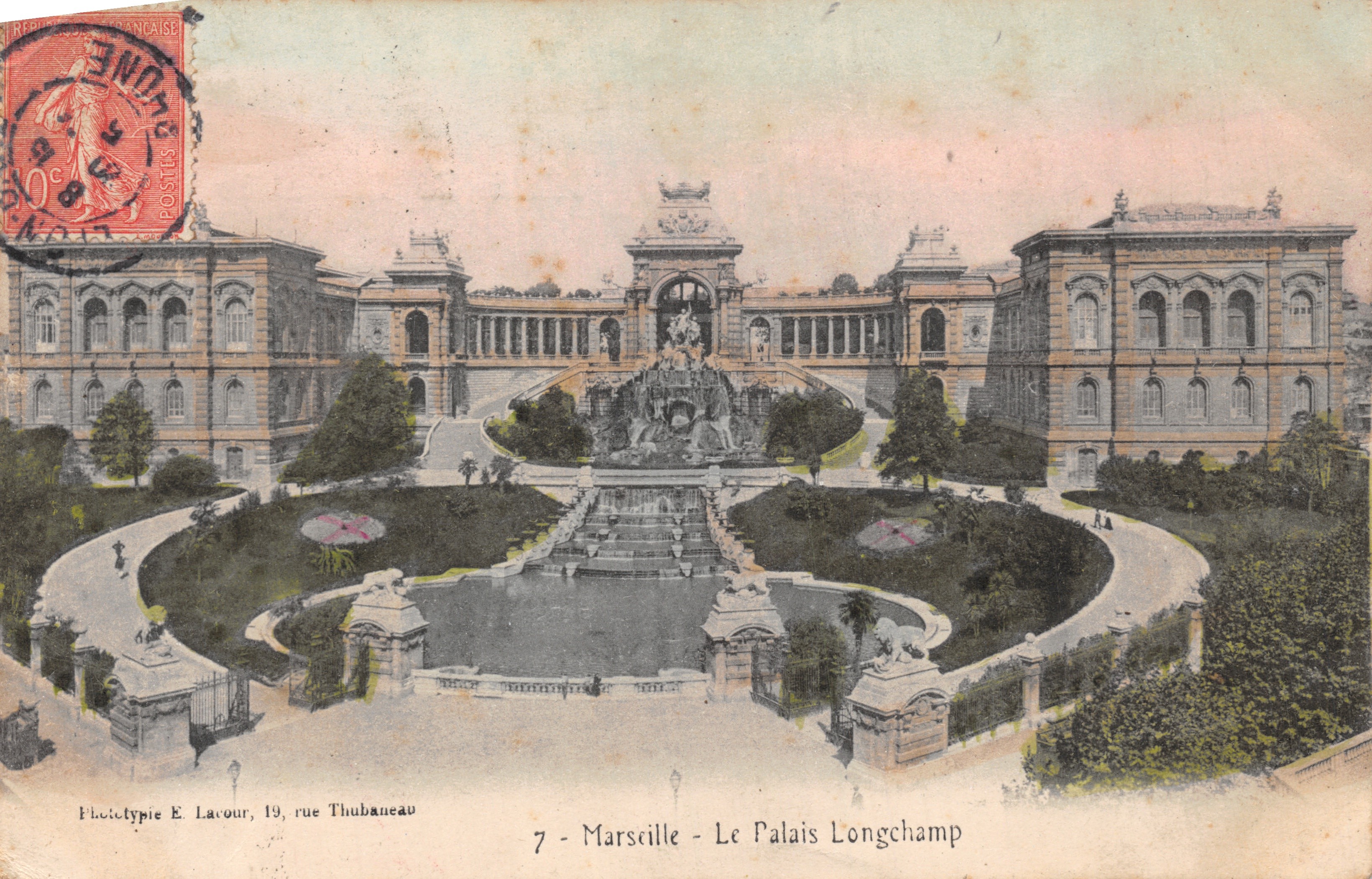 Marseille - Le Palais Longchamp — vue du jardin avec fontaine et bâtiments, Phototypie E. Lavour, 19, rue Thubaneau