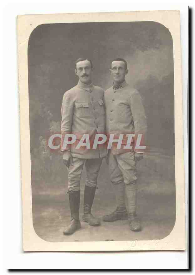 Deux soldats — uniformes militaires — CPAPHIL