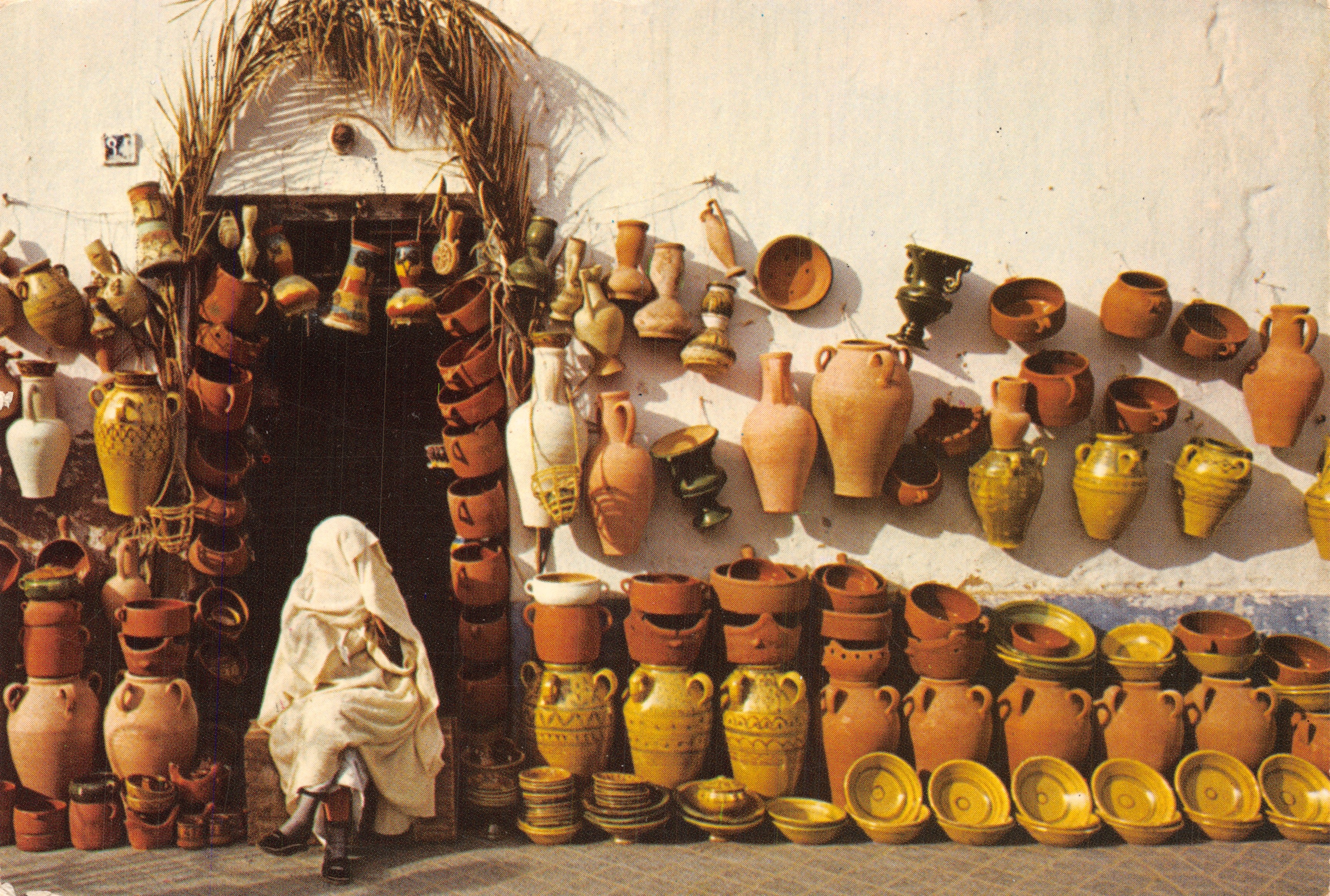 Marché artisanal de Nabeul — Centre de céramique — éditeur KAHIA