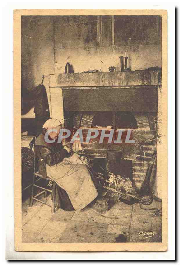 CPA Un interieur en Touraine (vieille femme)