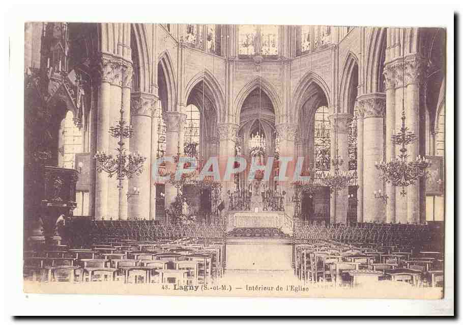 lagny CPA Interieur de l'eglise