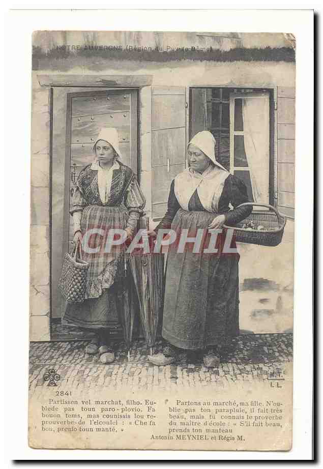 Deux femmes en costume traditionnel — Notre-Dame-de-Loire, région du Puy-de-Dôme — Antonin MEYNIEL et Régis M.