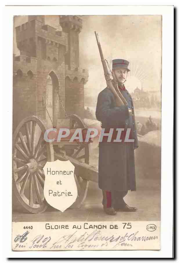 Soldat vor einem 75-mm-Kanone — Ehre dem 75-mm-Kanone — CIRCE 4440